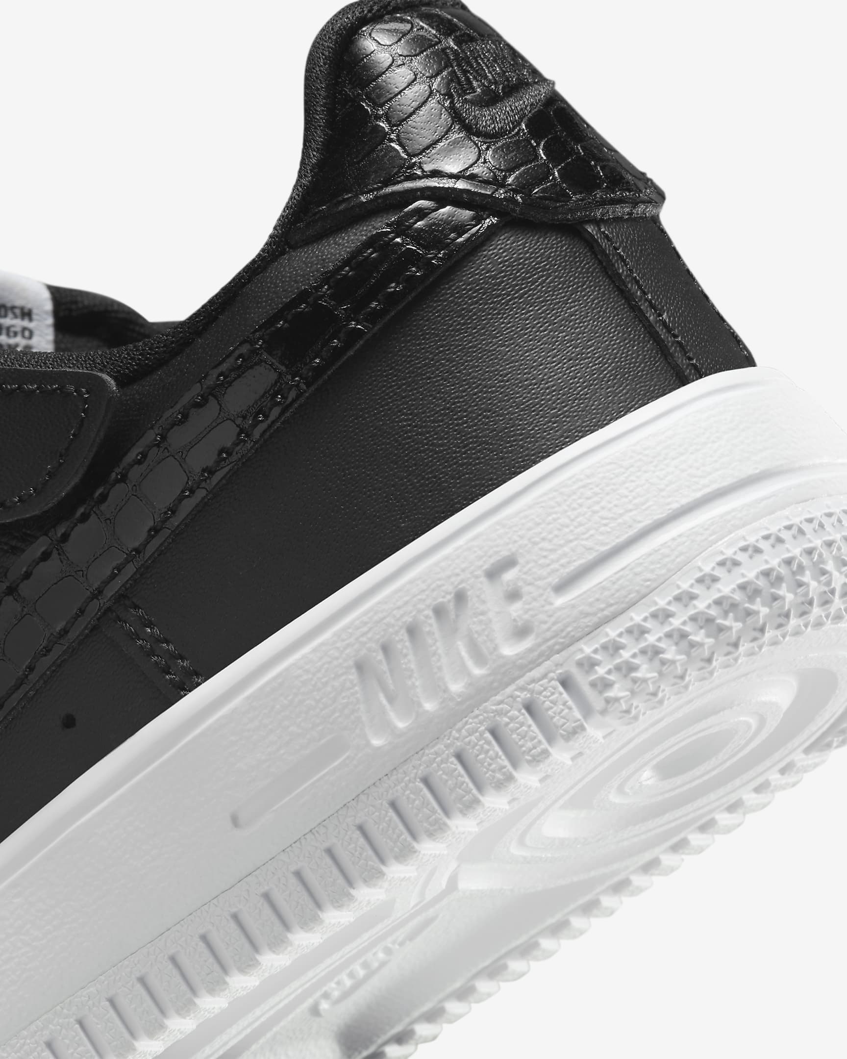 Nike Force 1 Low LV8 EasyOn Little Kids' Shoes - Black/White/Black