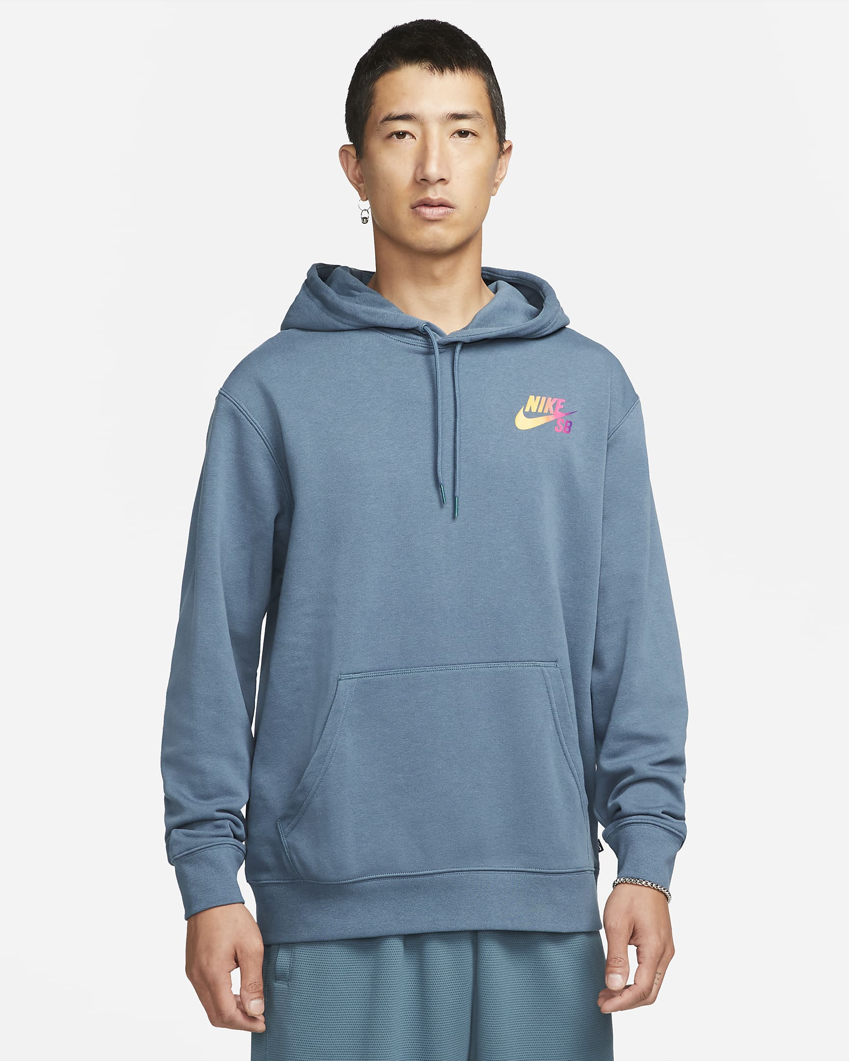 Nike SB Graphic Skate Hoodie. Nike.com