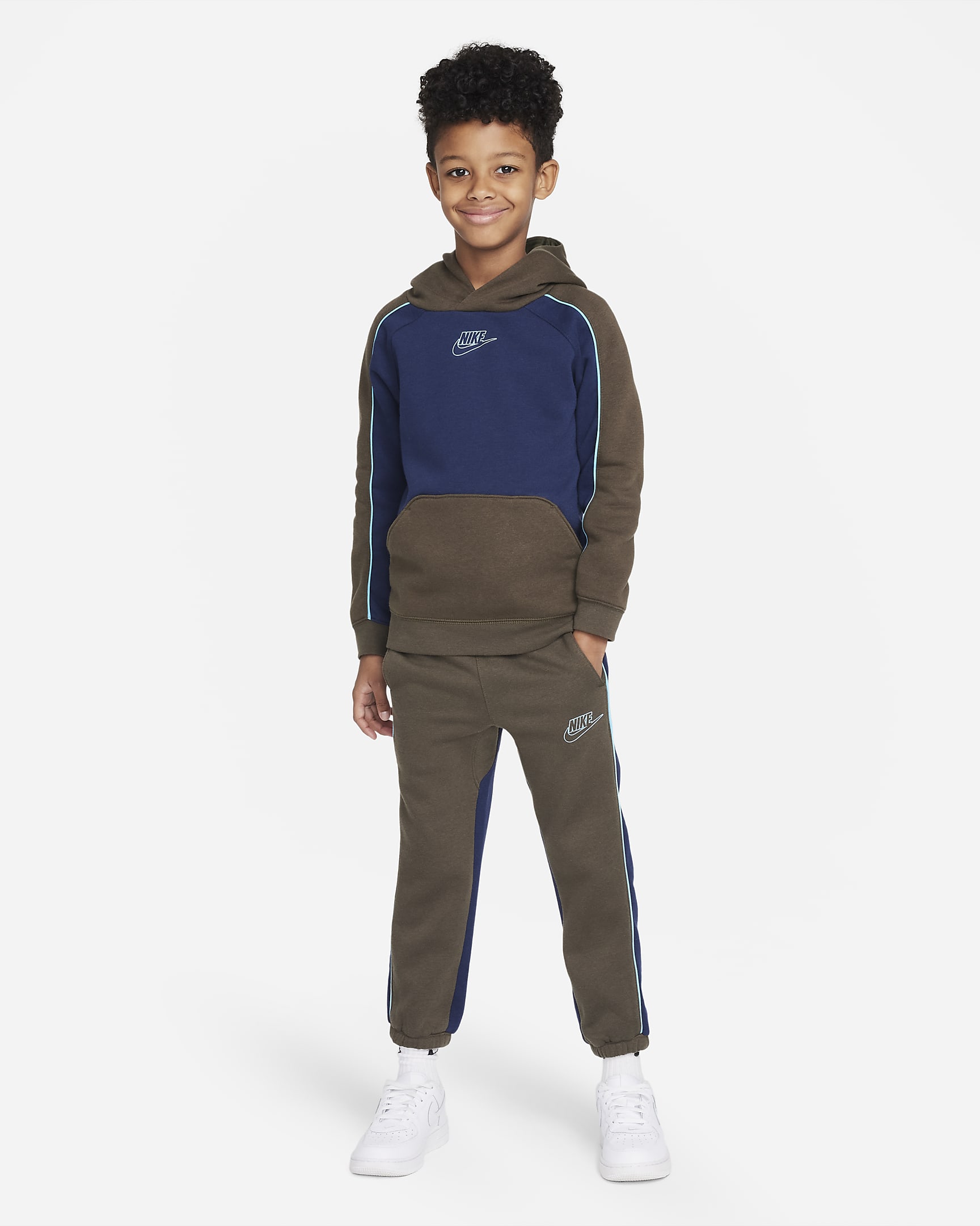 Nike Sportswear Amplify Pullover Little Kids' Hoodie. Nike JP