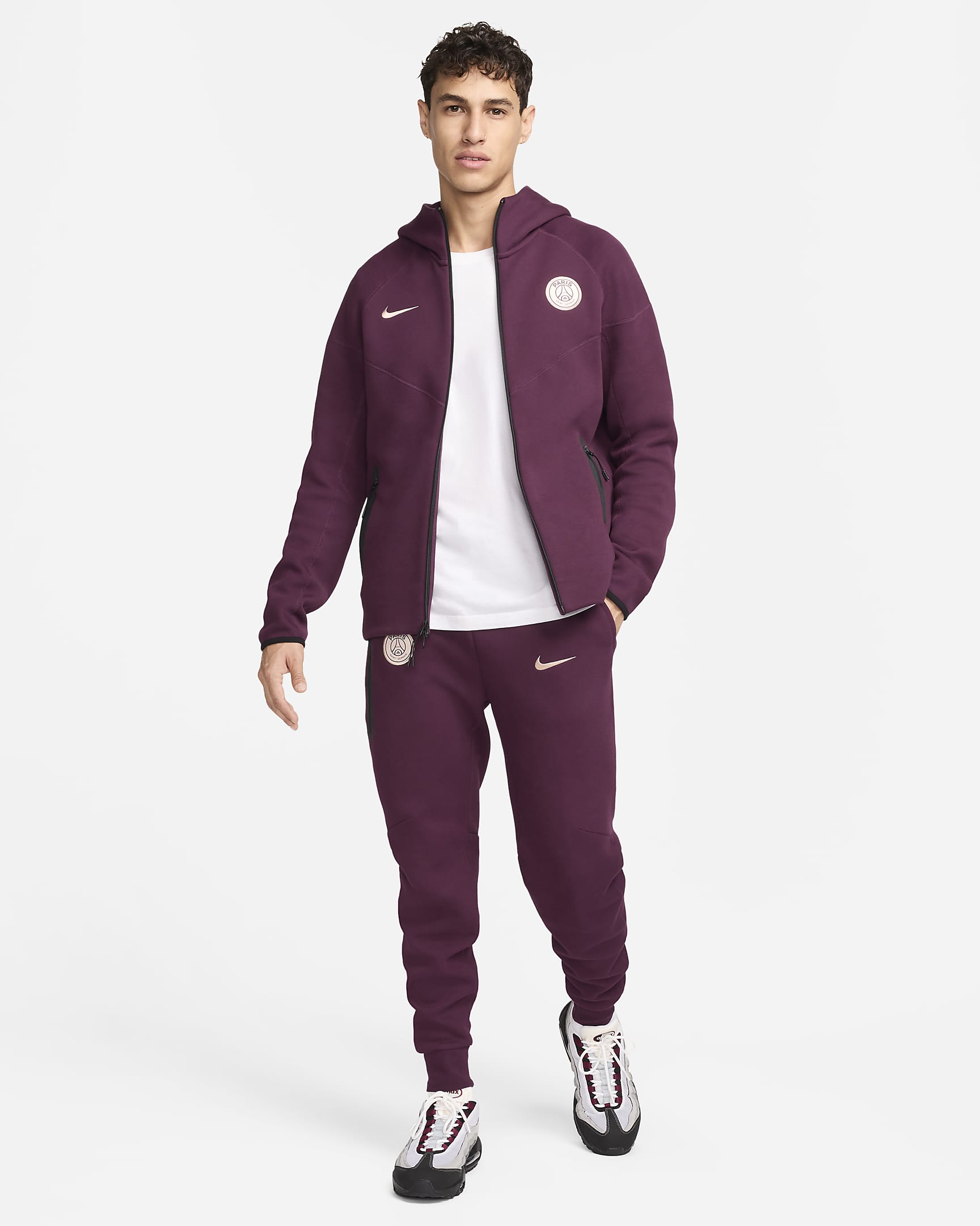 Paris Saint-Germain Tech Fleece Men's Nike Football Joggers - Bordeaux/Guava Ice