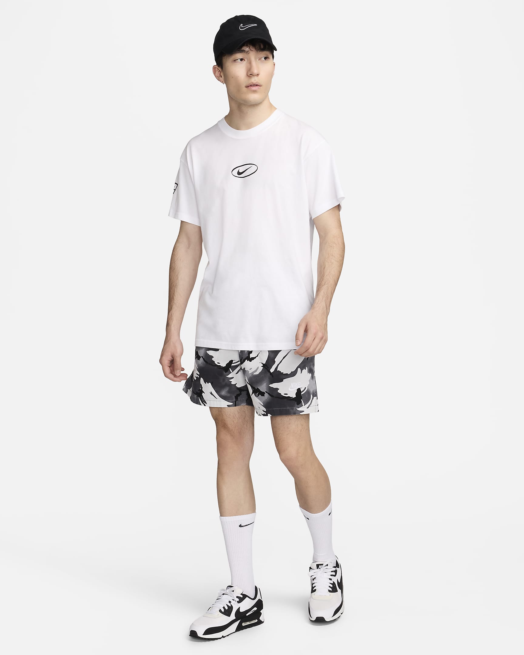 Nike Club Fleece Men's Woven Flow Shorts. Nike ID