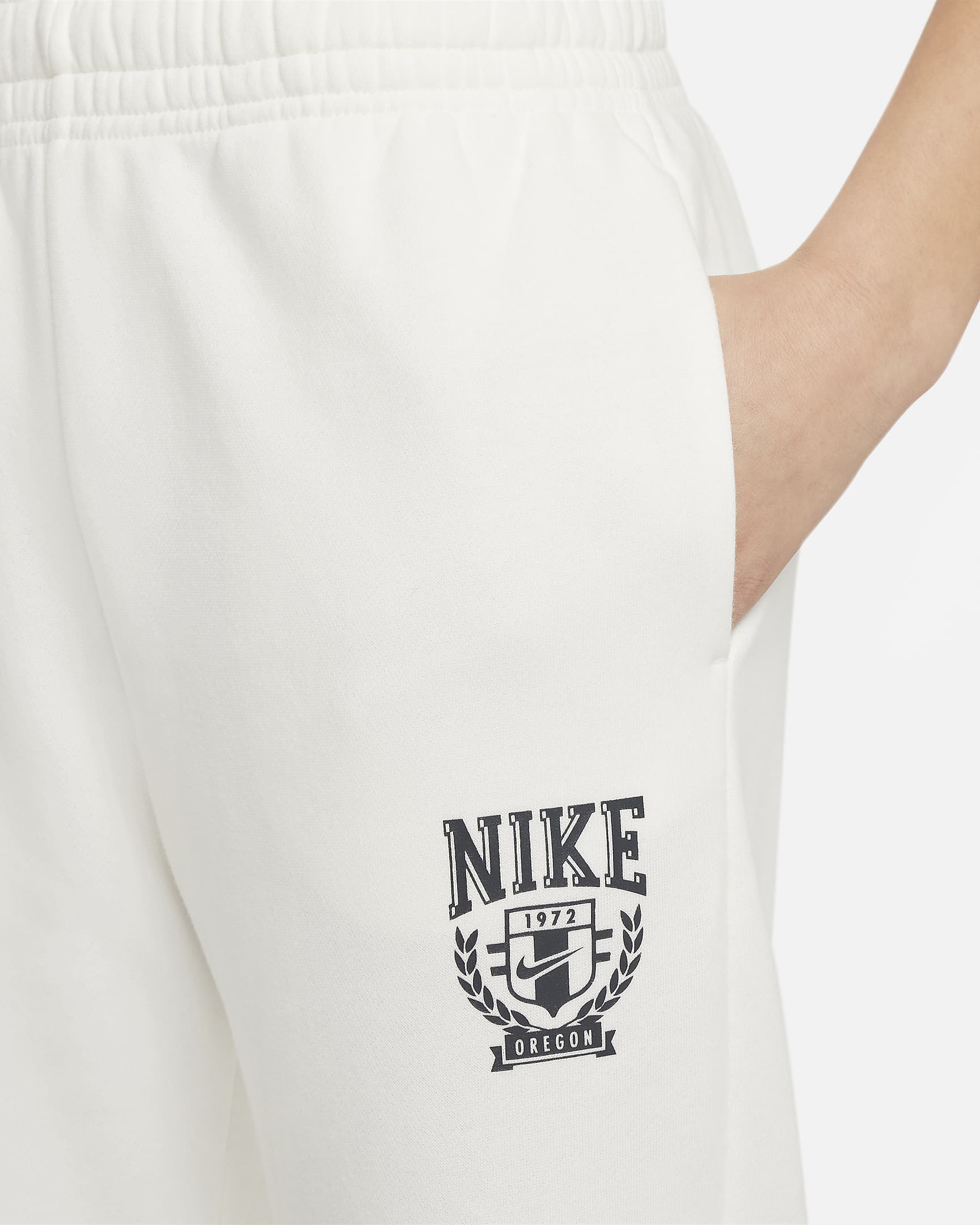 Nike Sportswear Older Kids' (Girls') Oversized Fleece Trousers - Sail