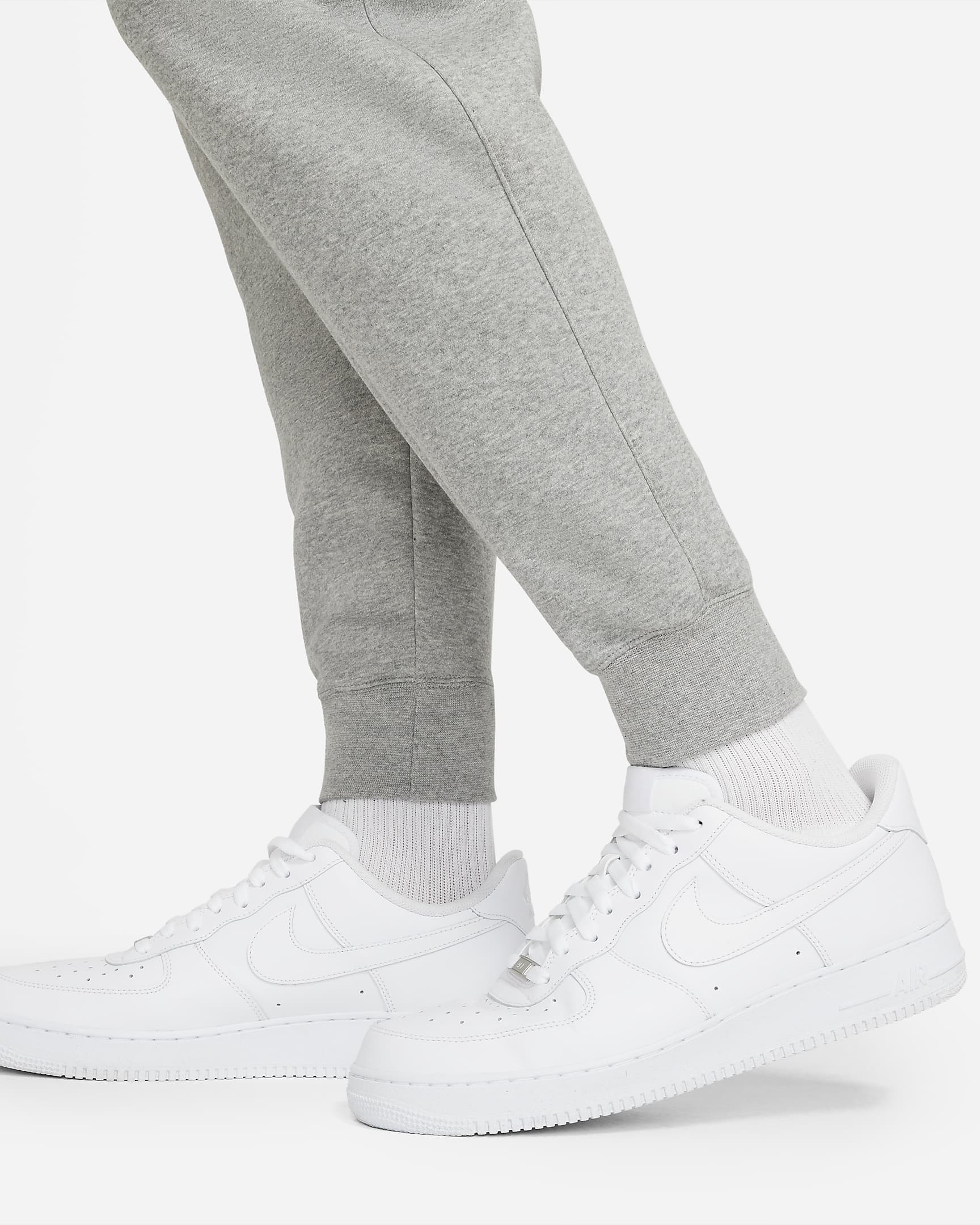Calças cargo Nike Sportswear Club Fleece para homem - Cinzento Heather escuro/Prateado Matte/Branco