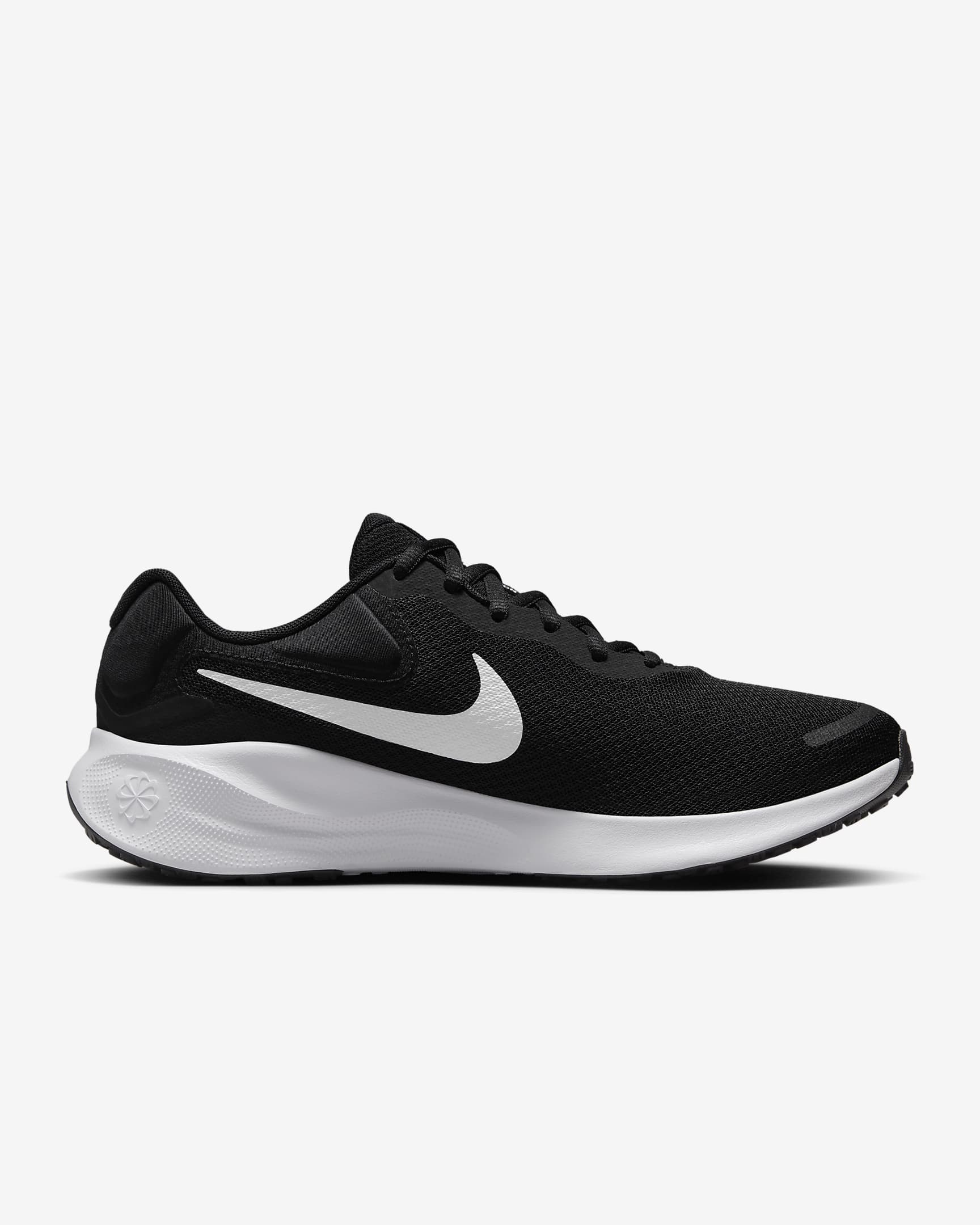 Nike Revolution 7 Women's Road Running Shoes (Extra Wide) - Black/White