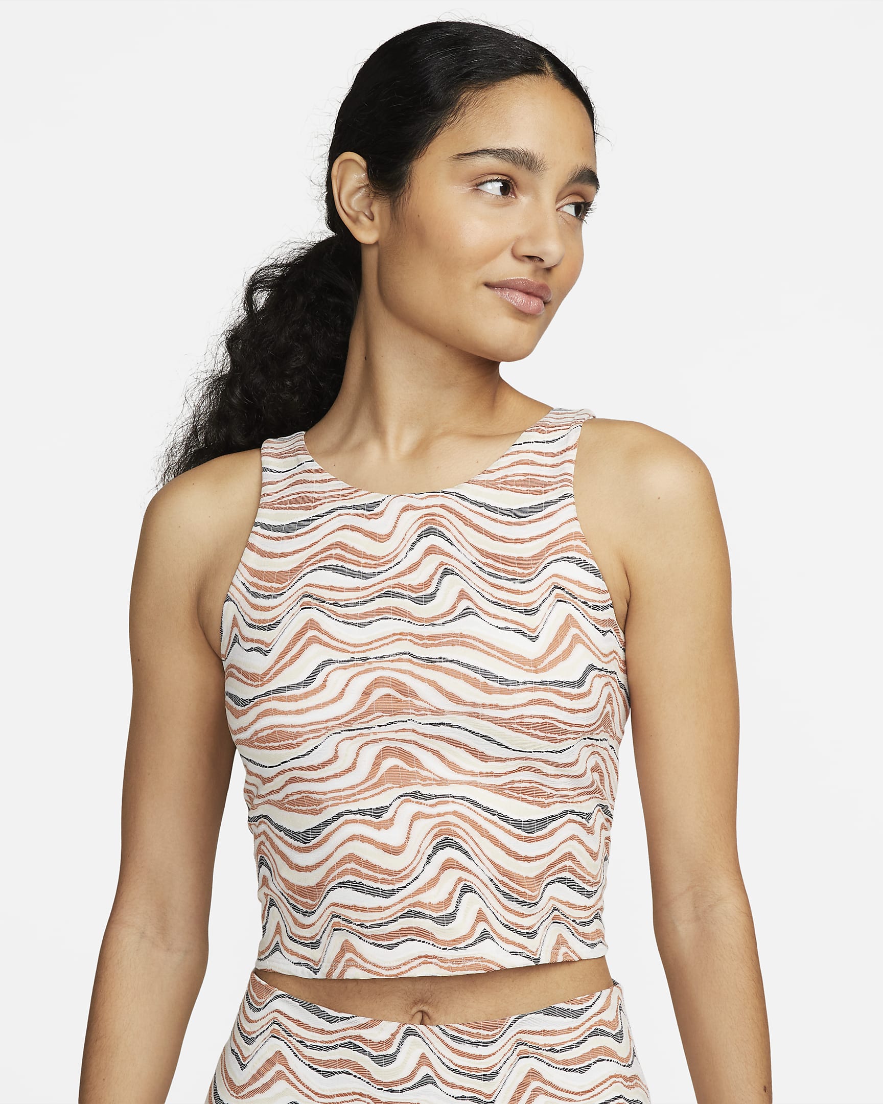 nike women's yoga luxe crop tank top