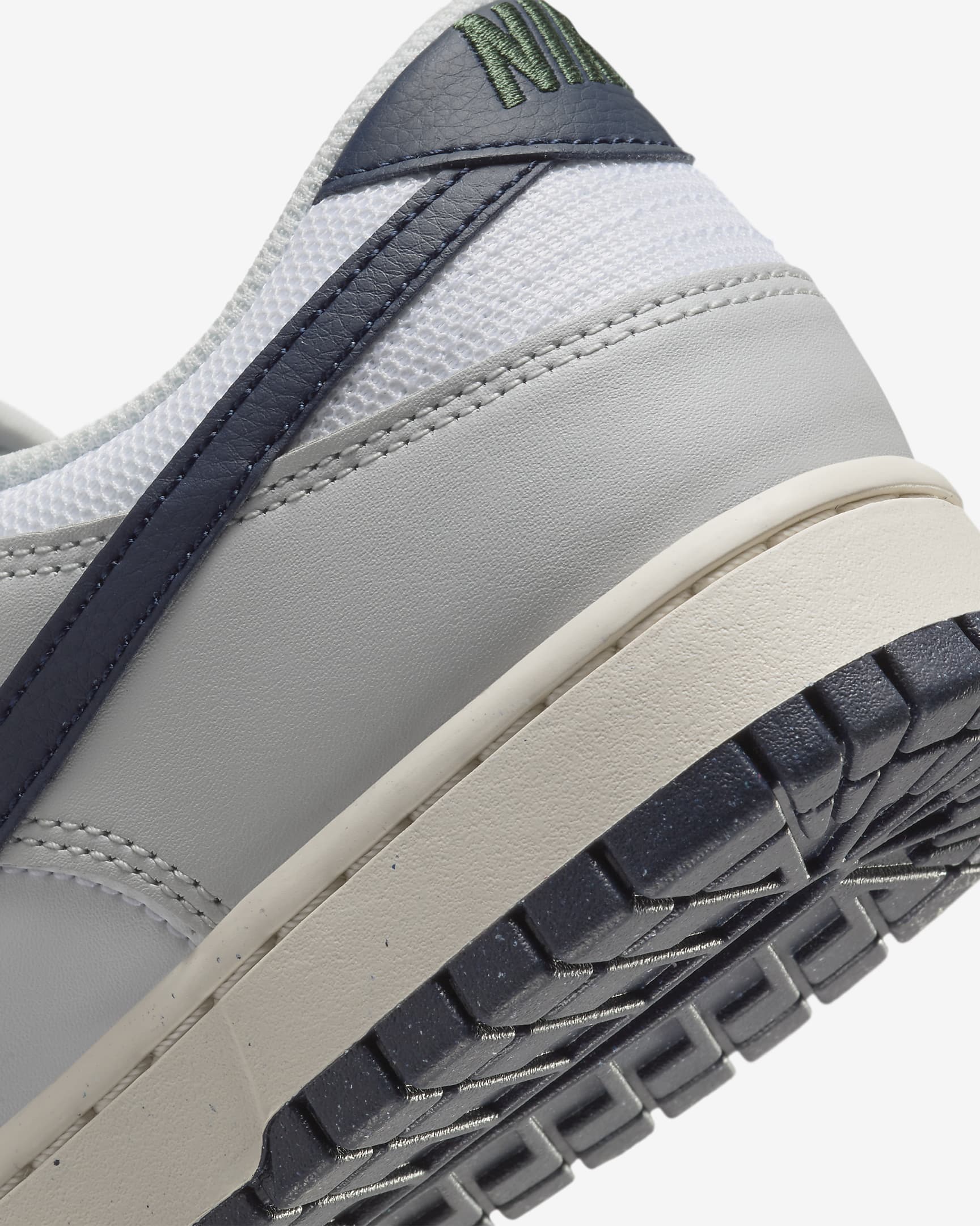 Nike Dunk Low Men's Shoes - Photon Dust/White/Phantom/Obsidian