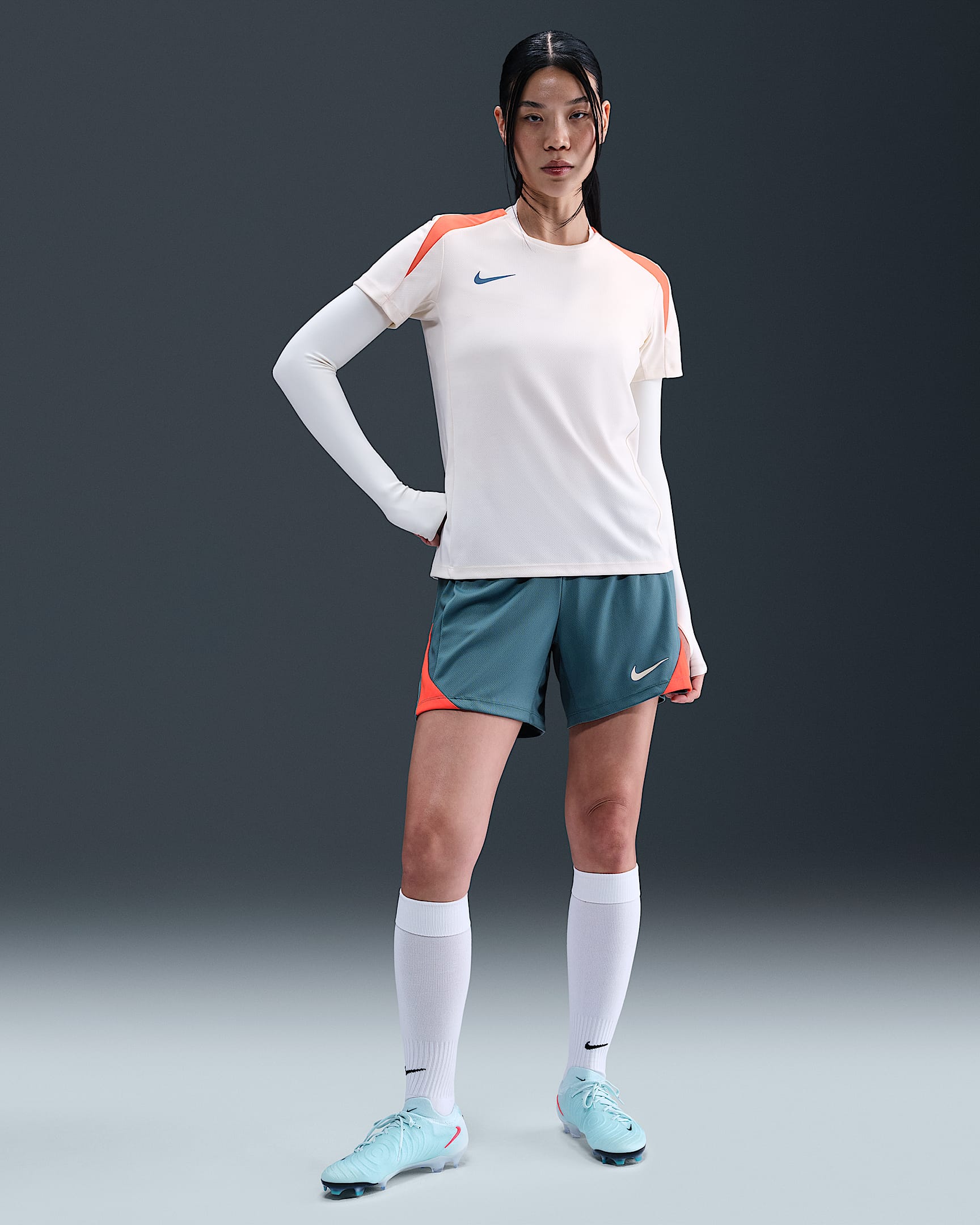 ナイキ ストライク ウィメンズ Dri-FIT サッカーショートパンツ - スモーキーブルー/ターフオレンジ/チョーク