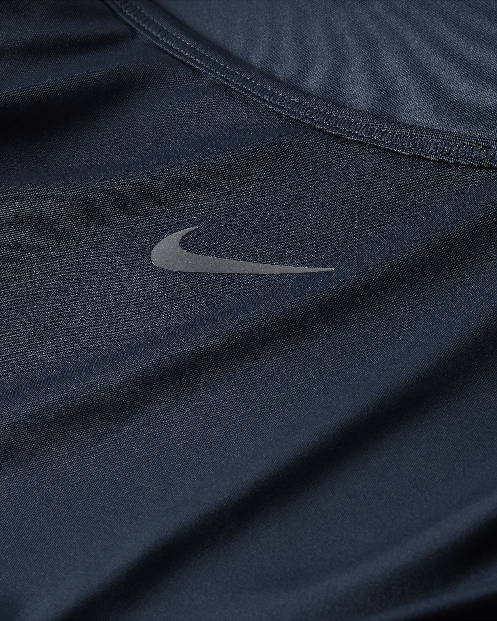 Canotta con spalline incrociate sul retro Dri-FIT Nike One Classic – Donna - Armory Navy/Nero