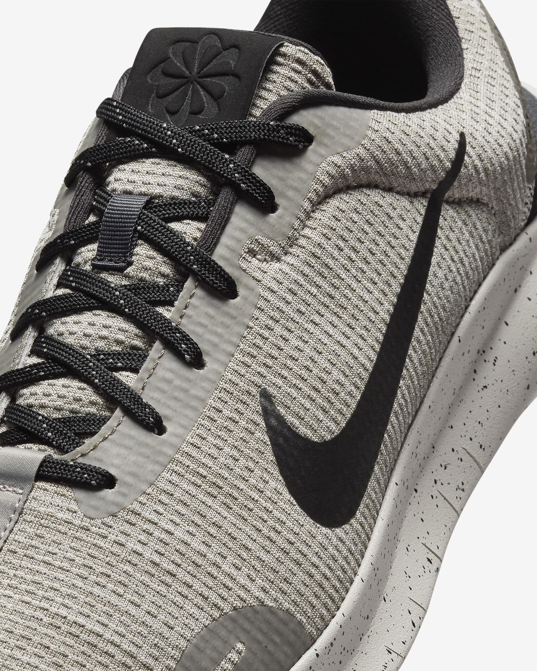 Chaussure de running sur route Nike Flex Experience Run 12 pour homme - Light Iron Ore/Flat Pewter/Noir