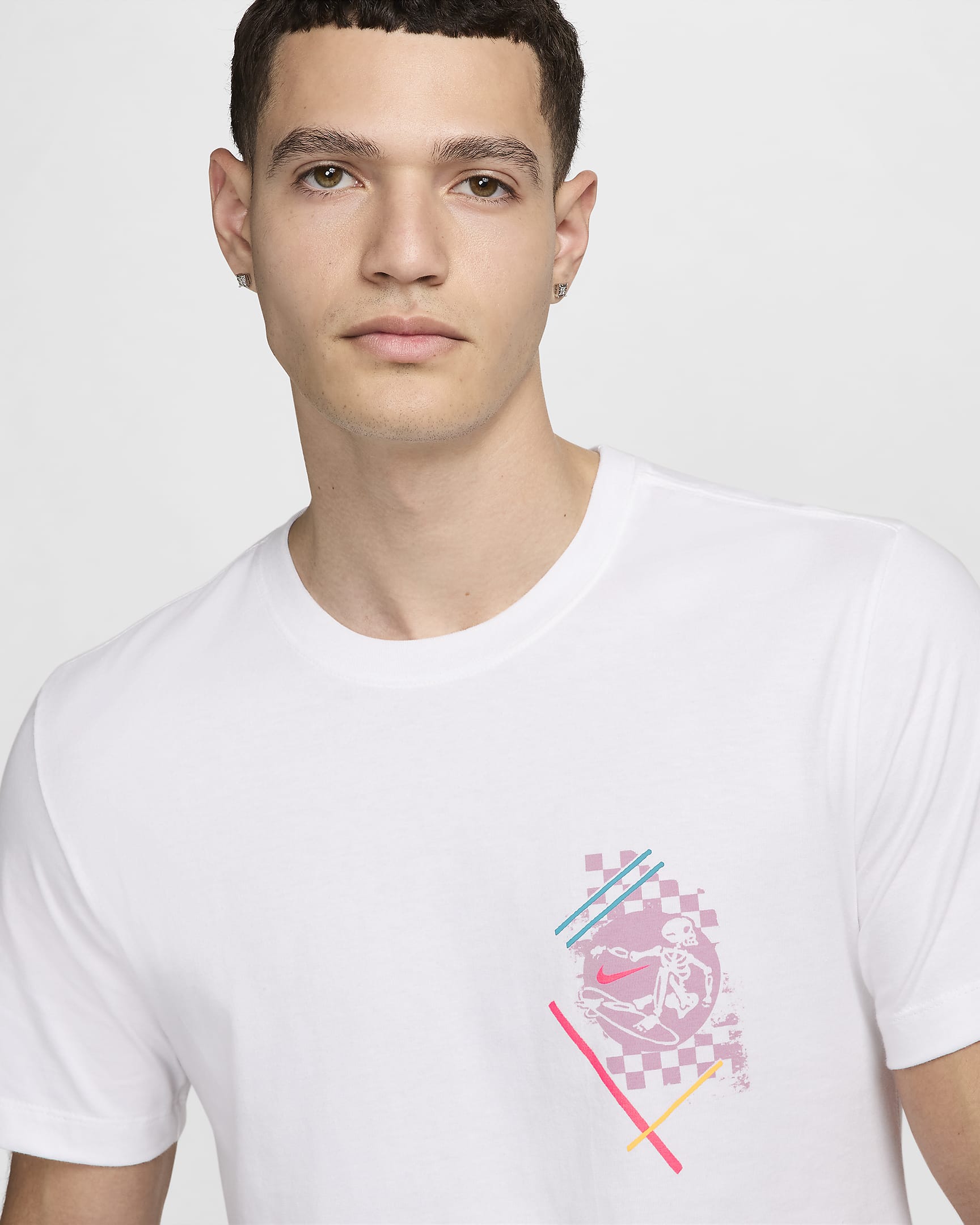 Nike Sportswear Camiseta de cuello redondo - Hombre - Blanco