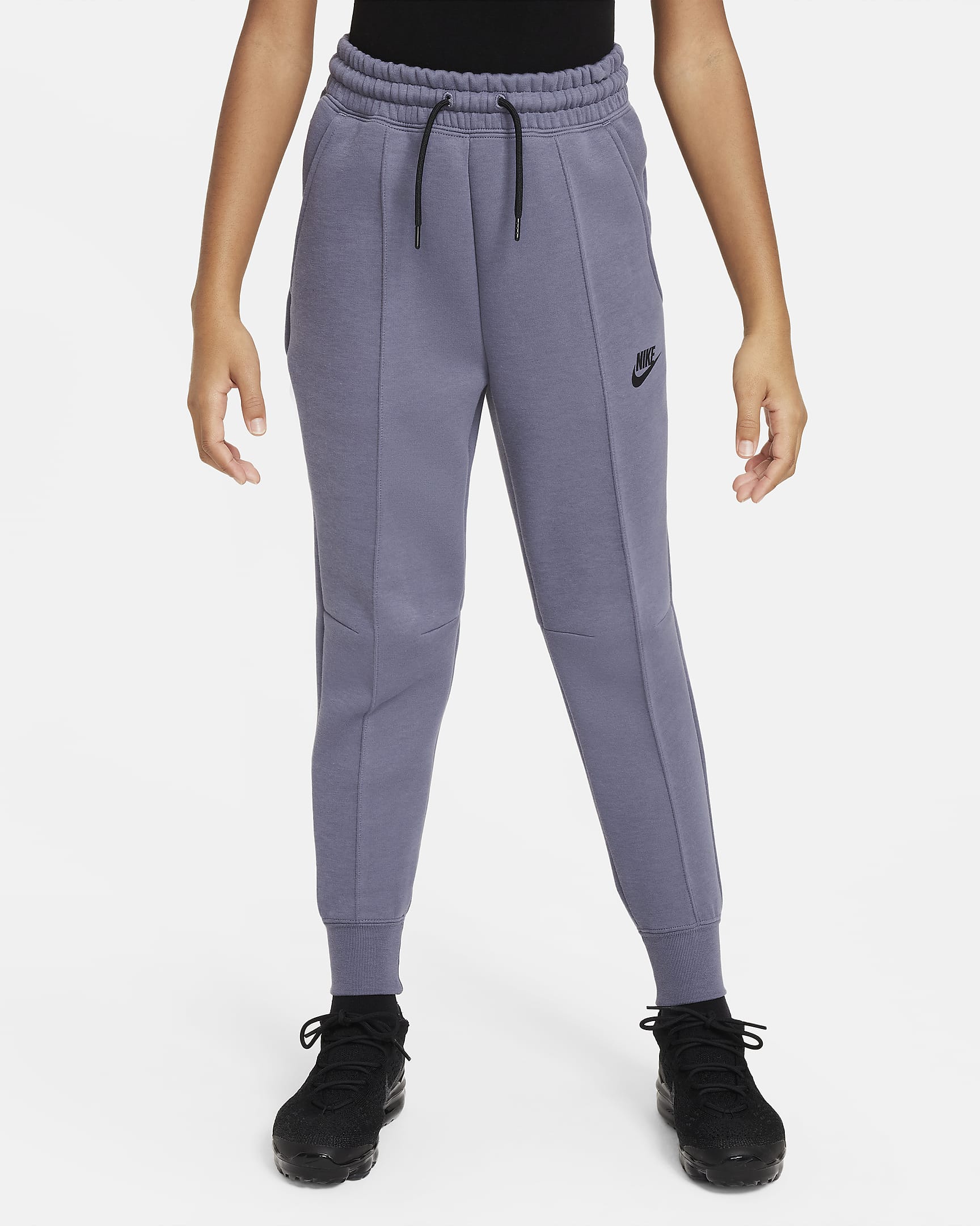 Nike Sportswear Tech Fleece Genç Çocuk (Kız) Jogger'ı - Light Carbon/Siyah/Siyah