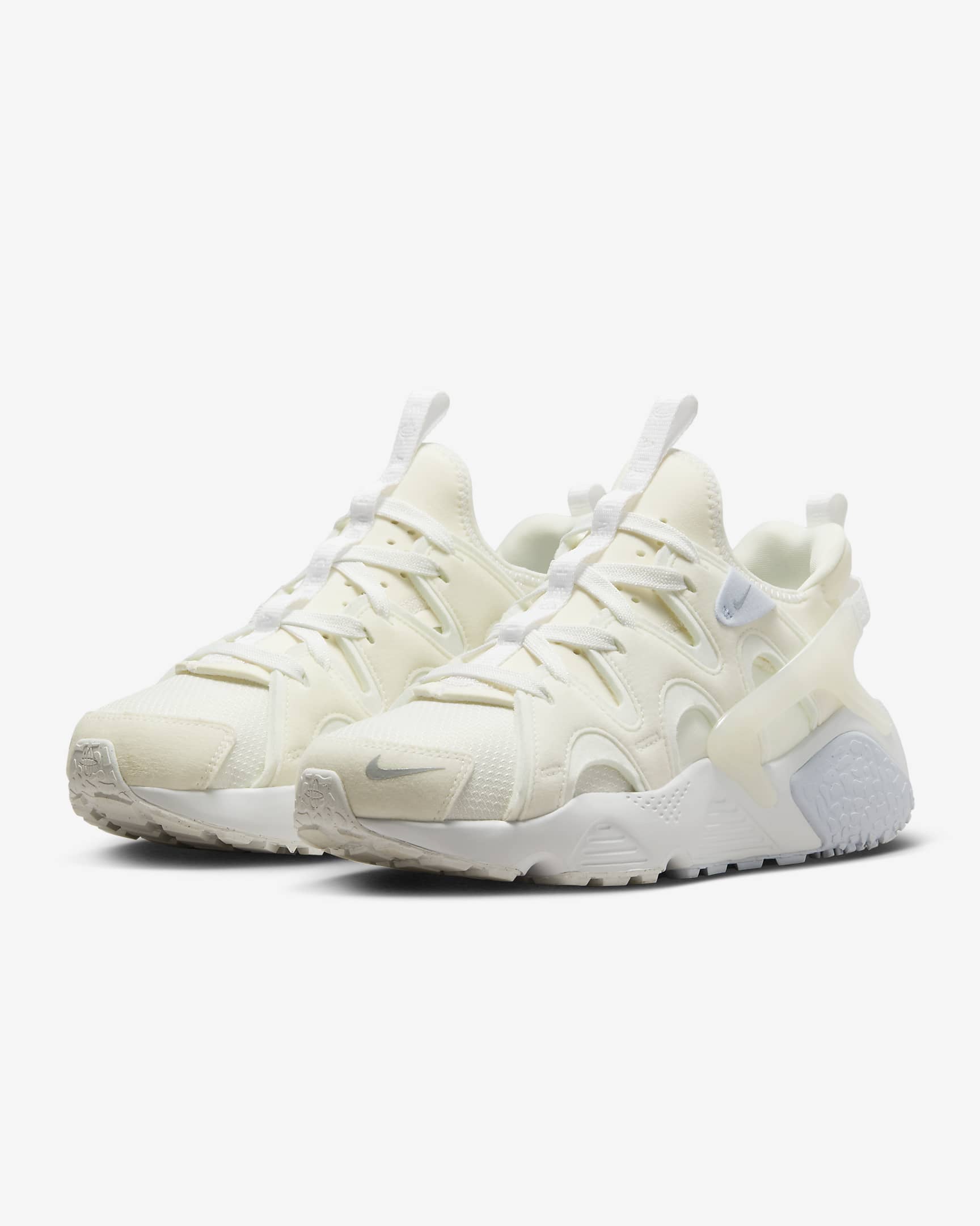 Nike Air Huarache Craft Women's Shoes. Nike AT