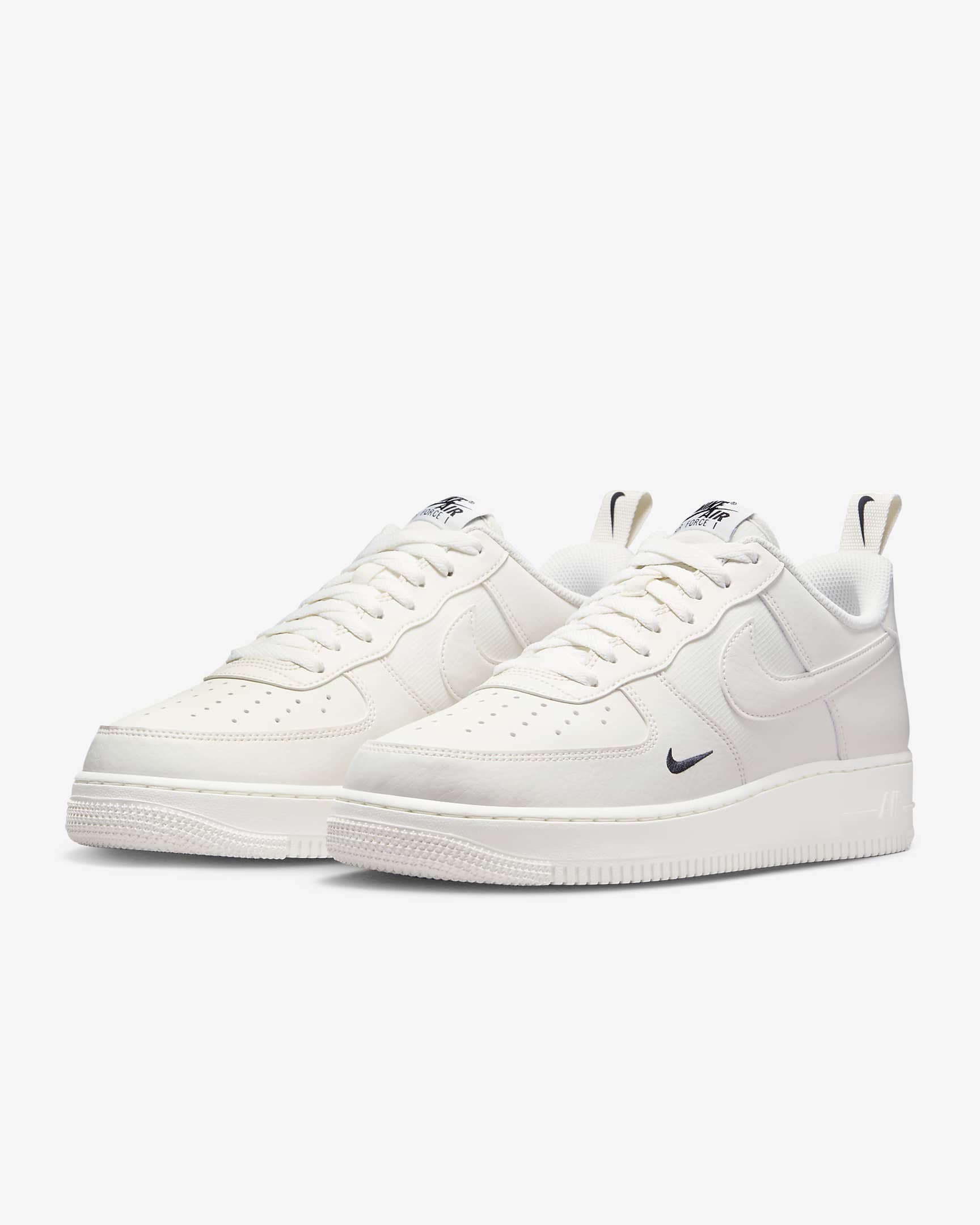 Pánské boty Nike Air Force 1 '07 - Sail/Černá/Sail