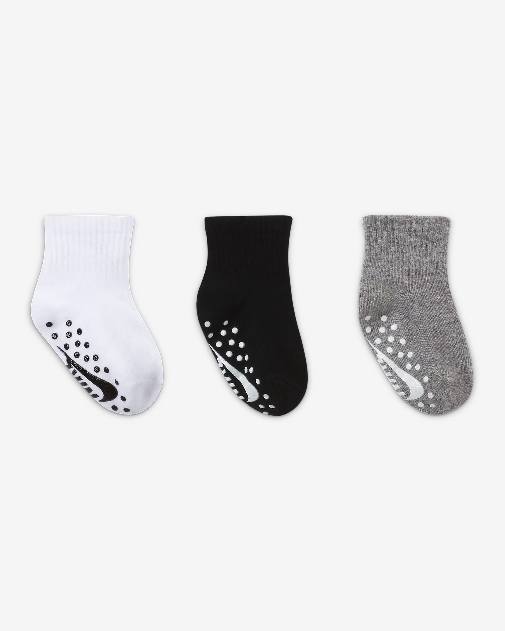 Nike Baby Gripper Socks (3 Pairs).