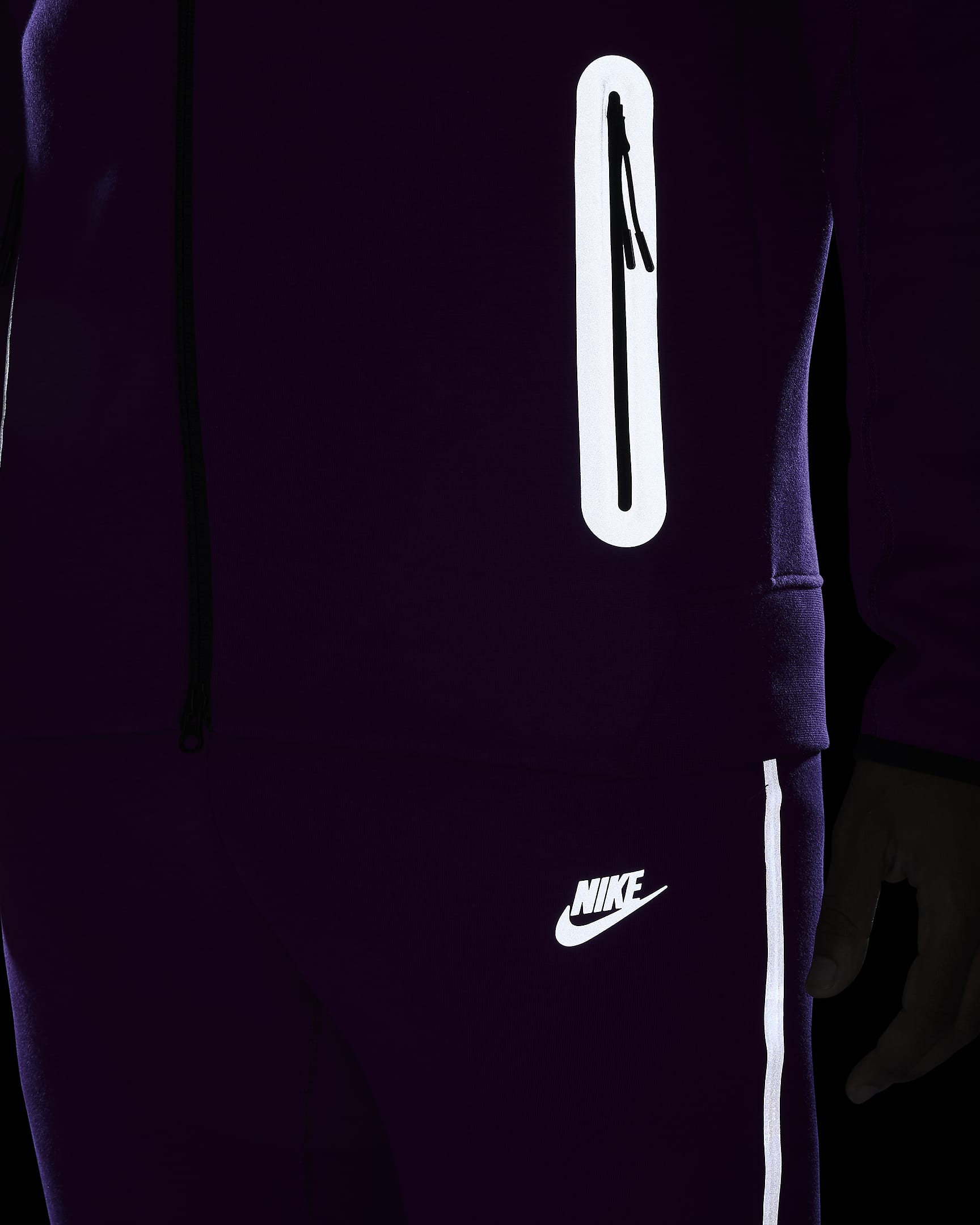 Nike Tech Windrunner Men's Fleece Full-Zip Jacket - Bold Berry