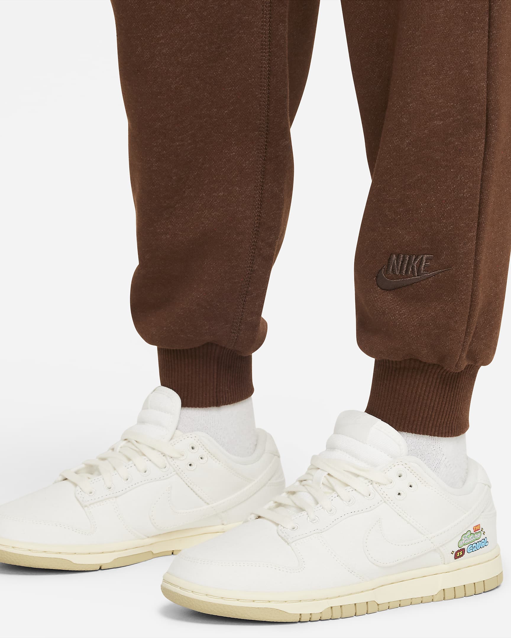 Nike Sportswear Icon Fleece EasyOn Big Kids' Loose Joggers.