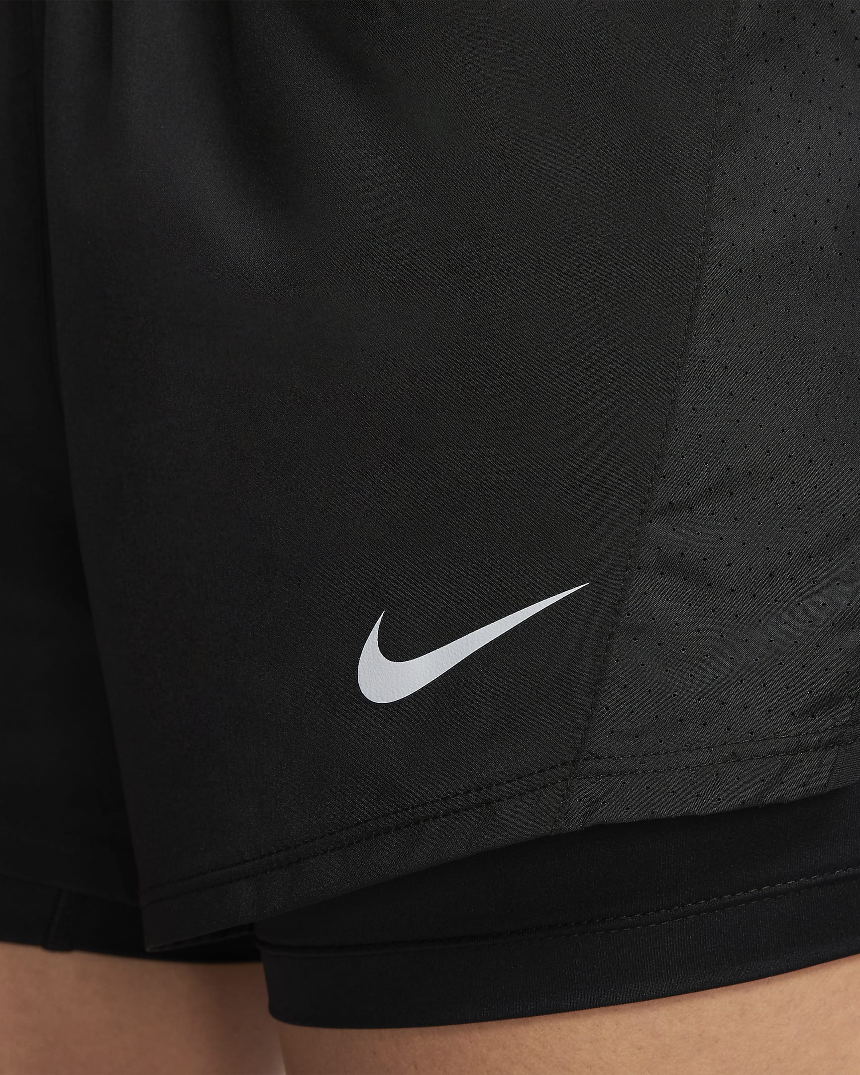 Nike 10K Women's 2-In-1 Running Shorts. Nike LU