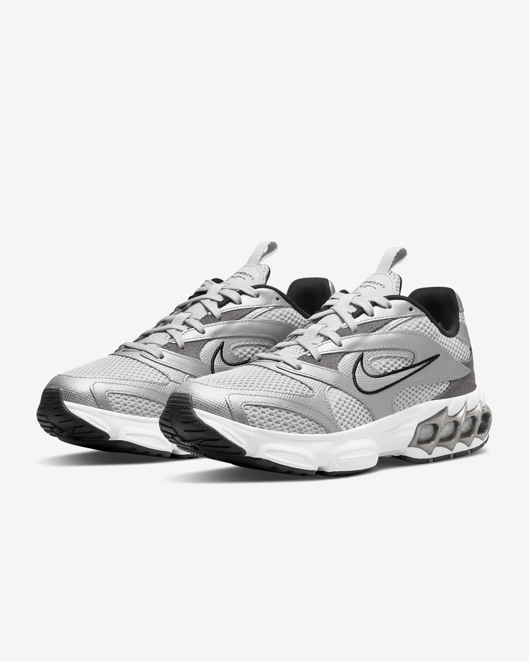 Nike Zoom Air Fire Women's Shoes - Photon Dust/White/Smoke Grey/Metallic Silver