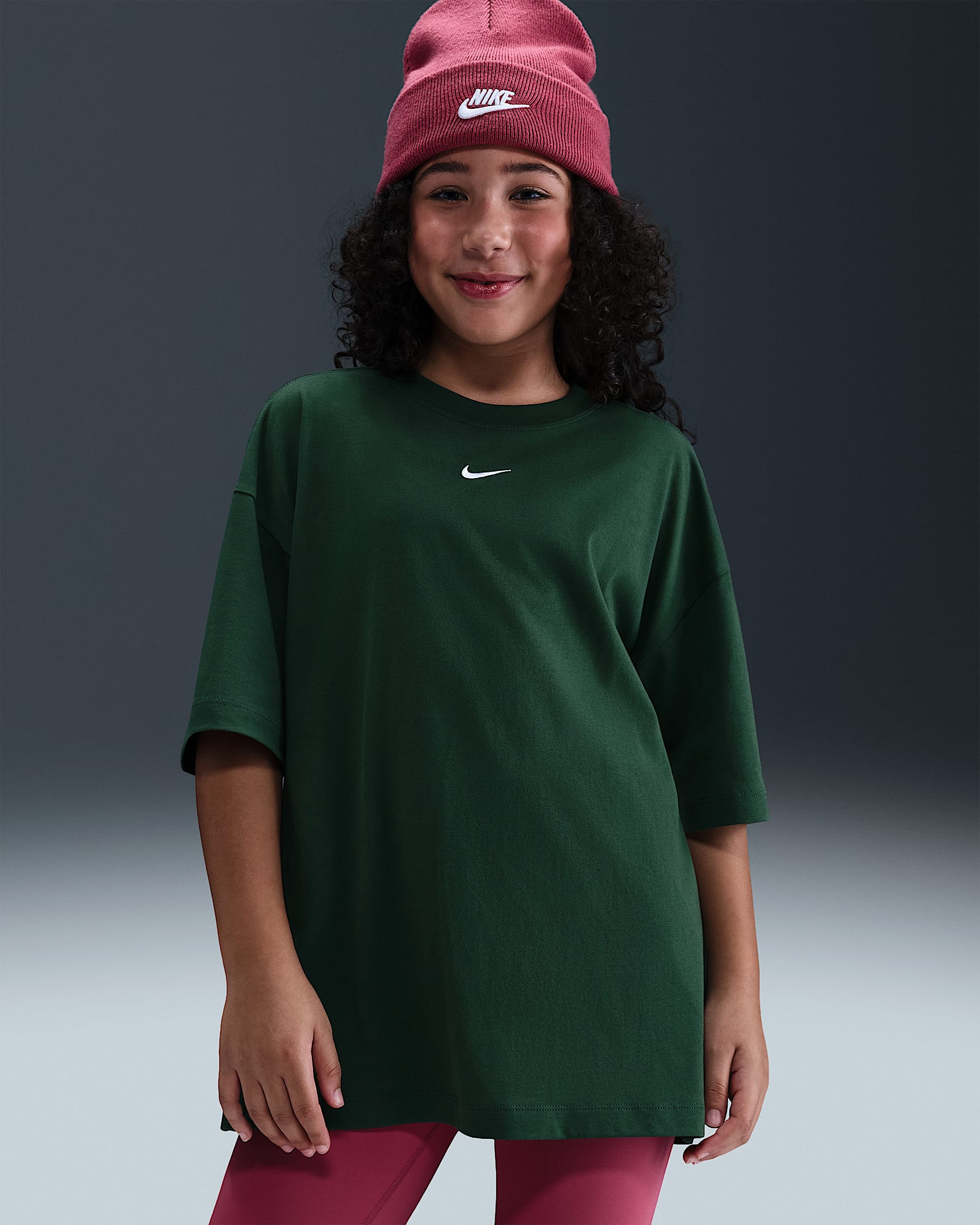 Nike Sportswear Older Kids' (Girls') Oversized T-Shirt - Fir