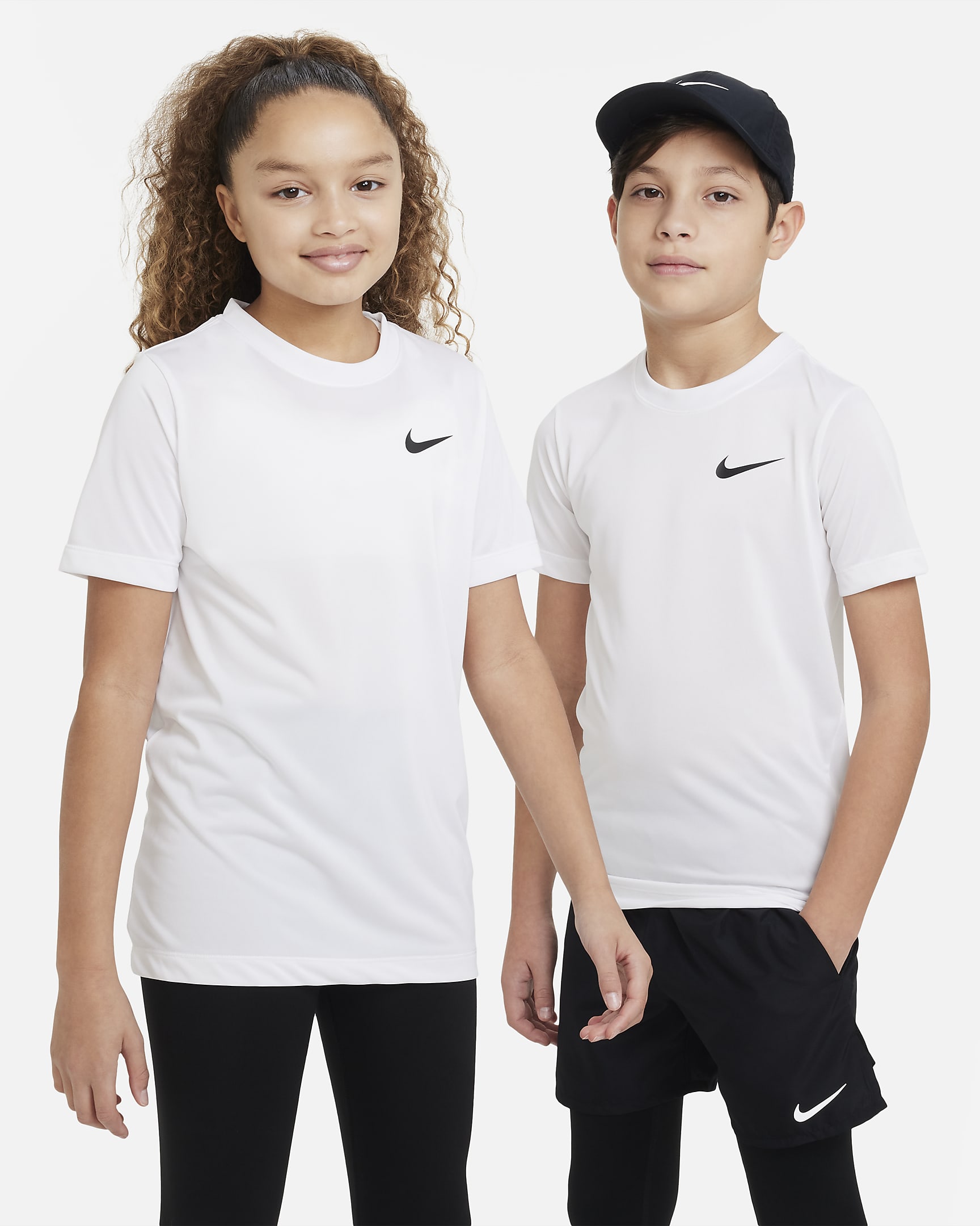 Nike DriFIT Legend Older Kids' Training TShirt. Nike IN