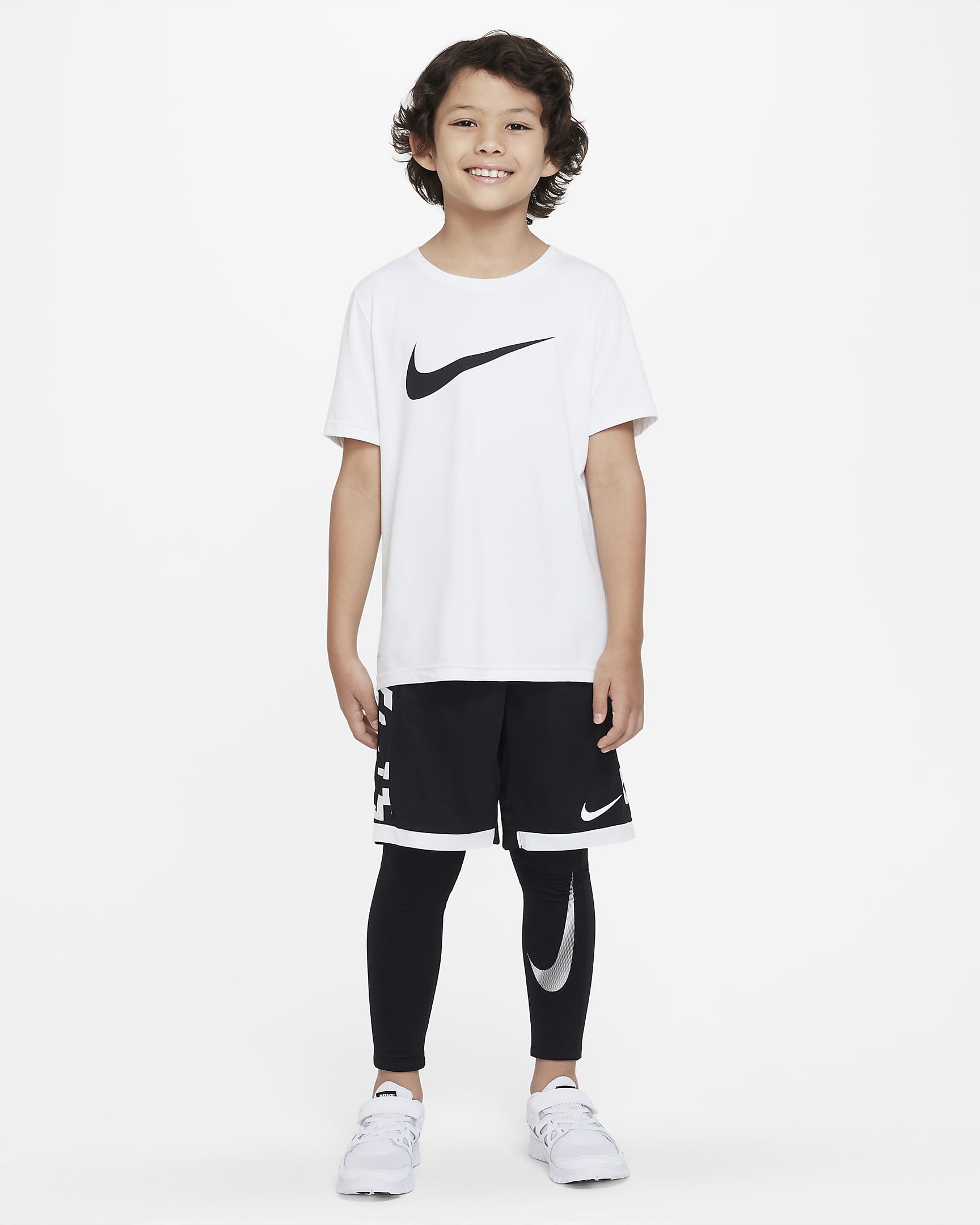 Nike Pro Warm Dri-FIT Older Kids' (Boys') Tights. Nike SK