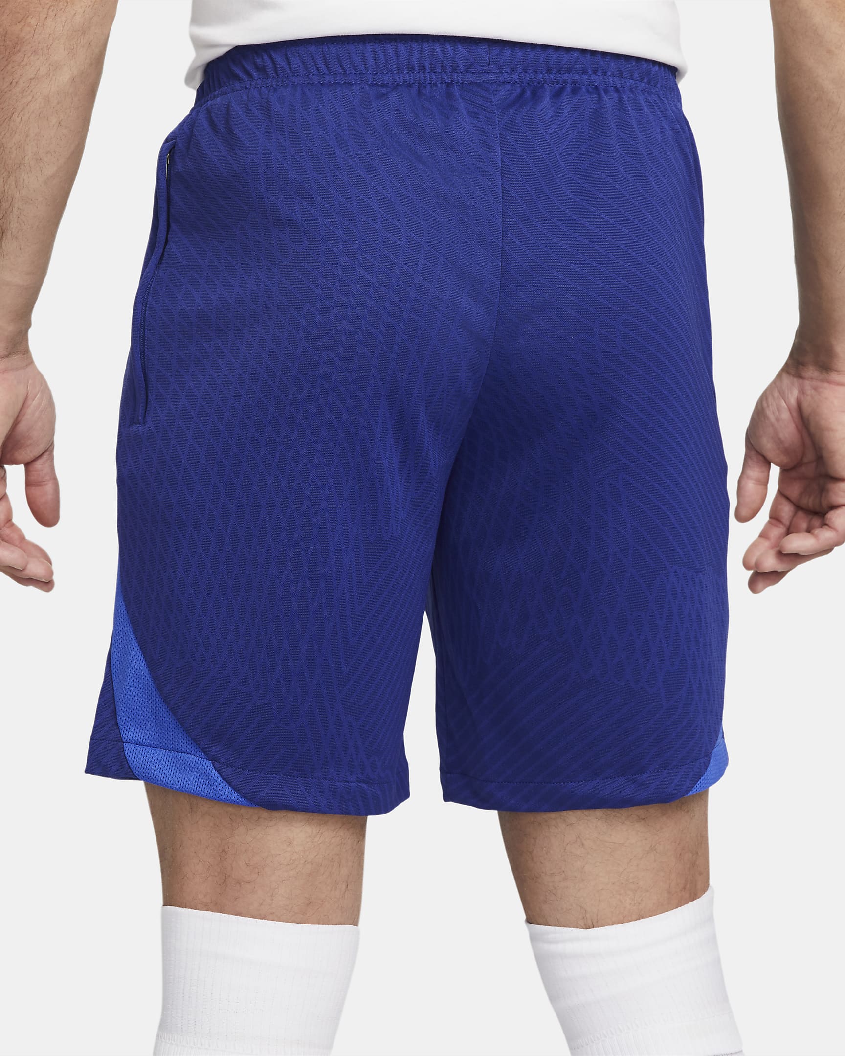 Netherlands Strike Men's Nike DriFIT Knit Football Shorts. Nike UK