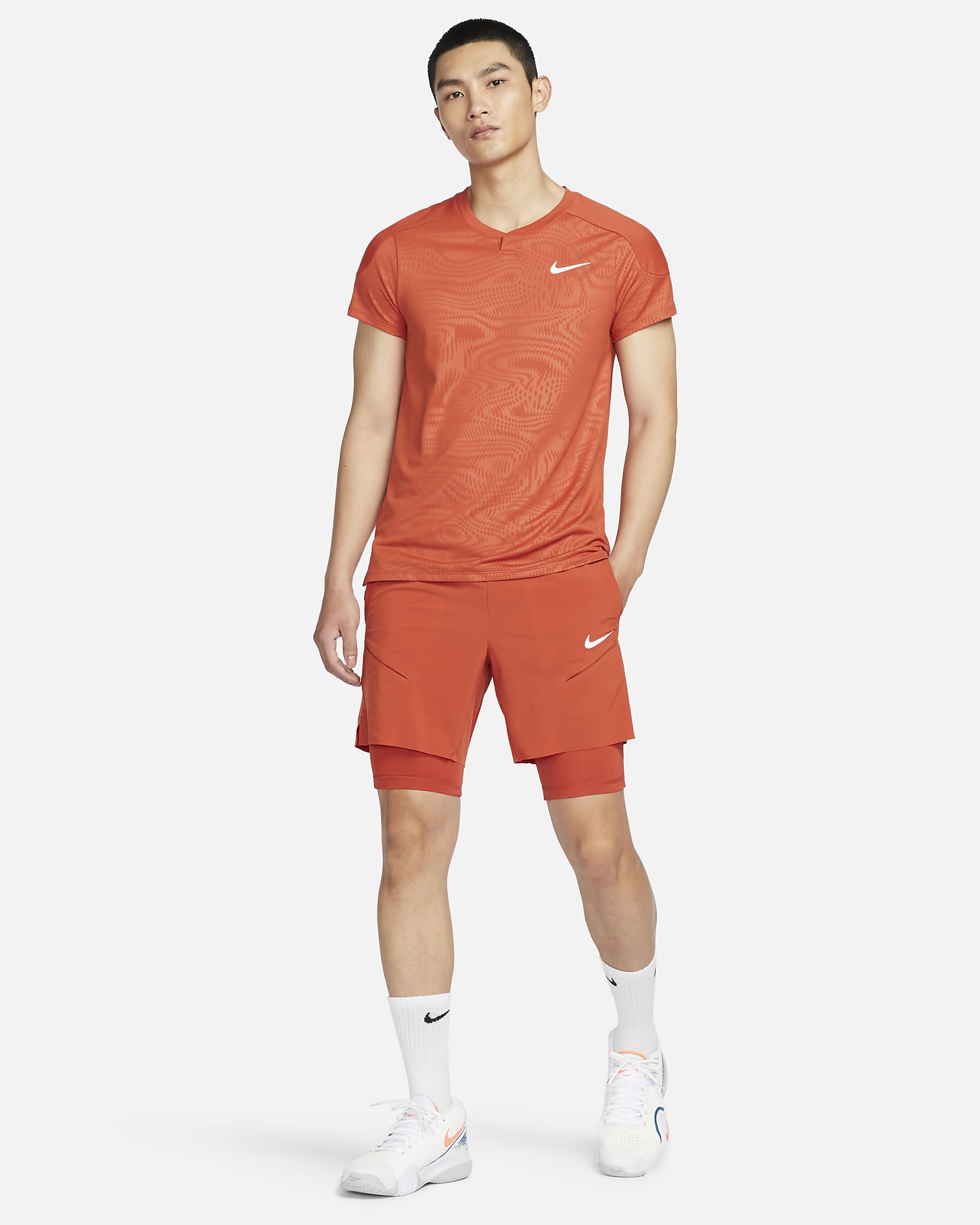 กางเกงเทนนิสขาสั้นผู้ชาย Dri-FIT NikeCourt Slam - Rust Factor/Pink Quartz/ขาว