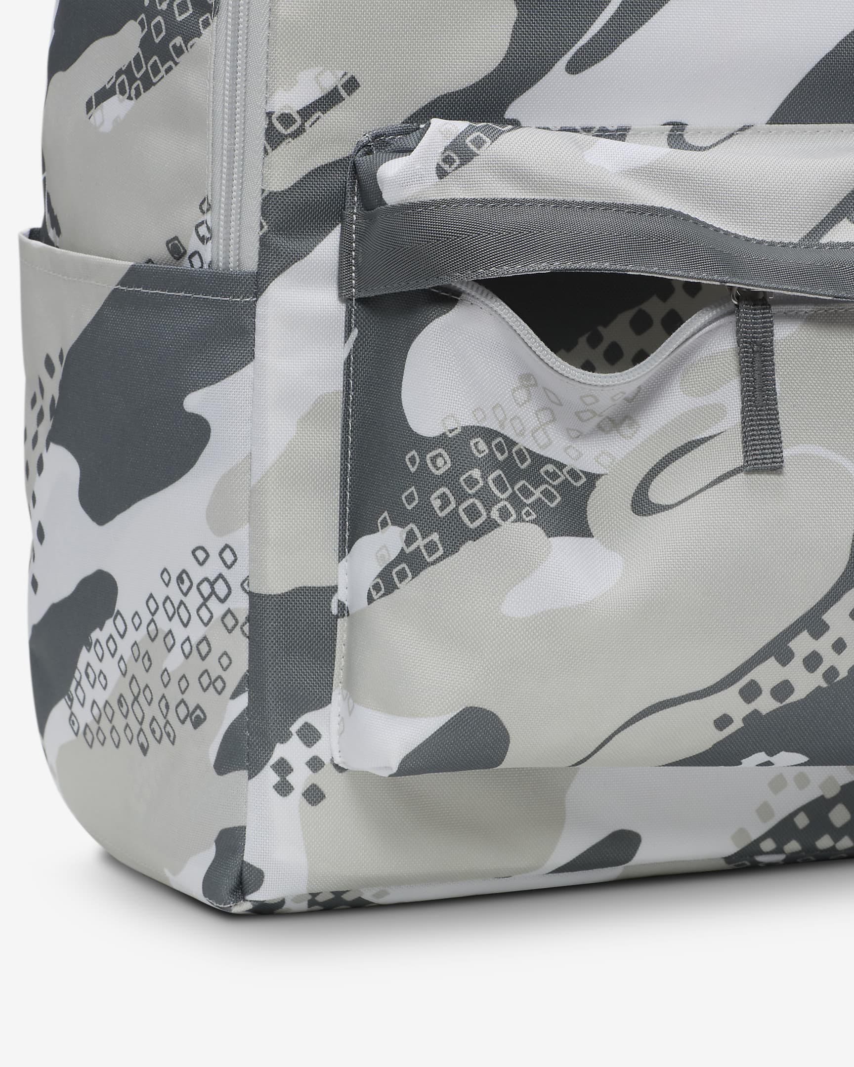 Nike Heritage Kids' Backpack (25L) - Smoke Grey/Photon Dust/Dark Smoke Grey