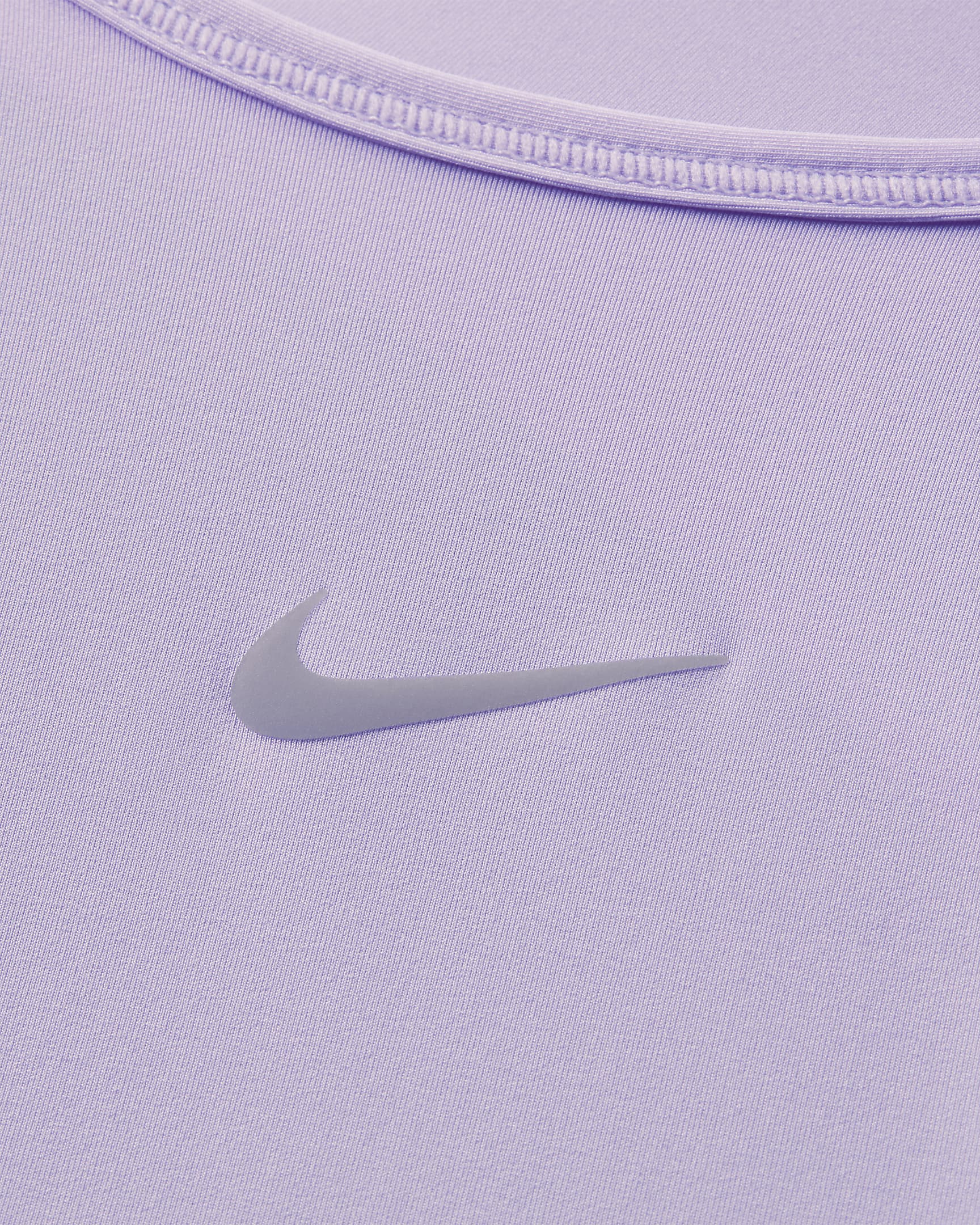 Nike One Classic Women's Dri-FIT Short-Sleeve Cropped Twist Top. Nike BG