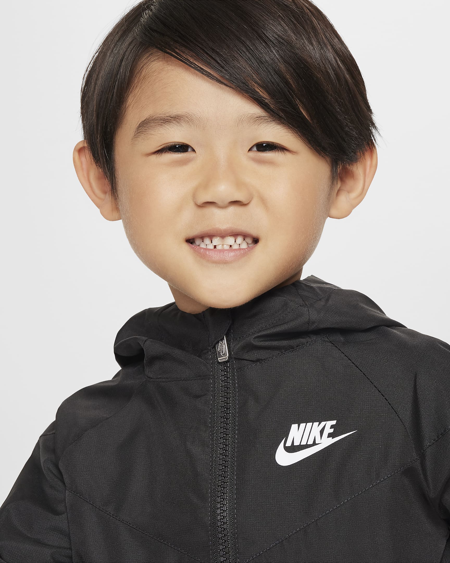 Chamarra infantil con cierre completo Nike Sportswear Windrunner - Negro