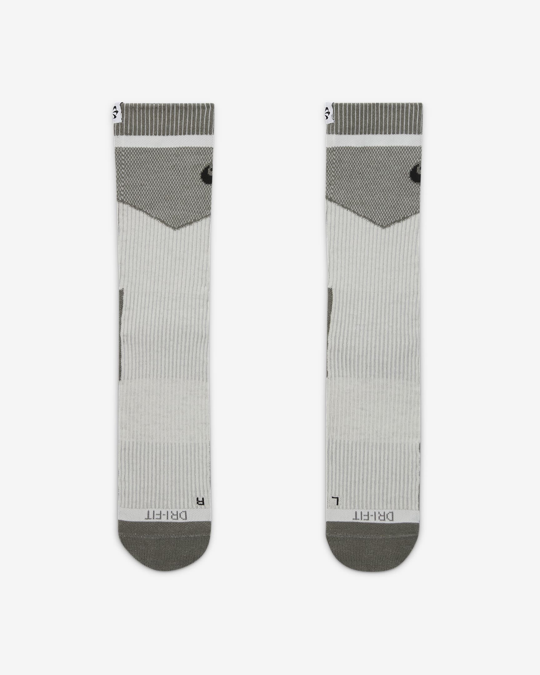 coloured nike crew socks