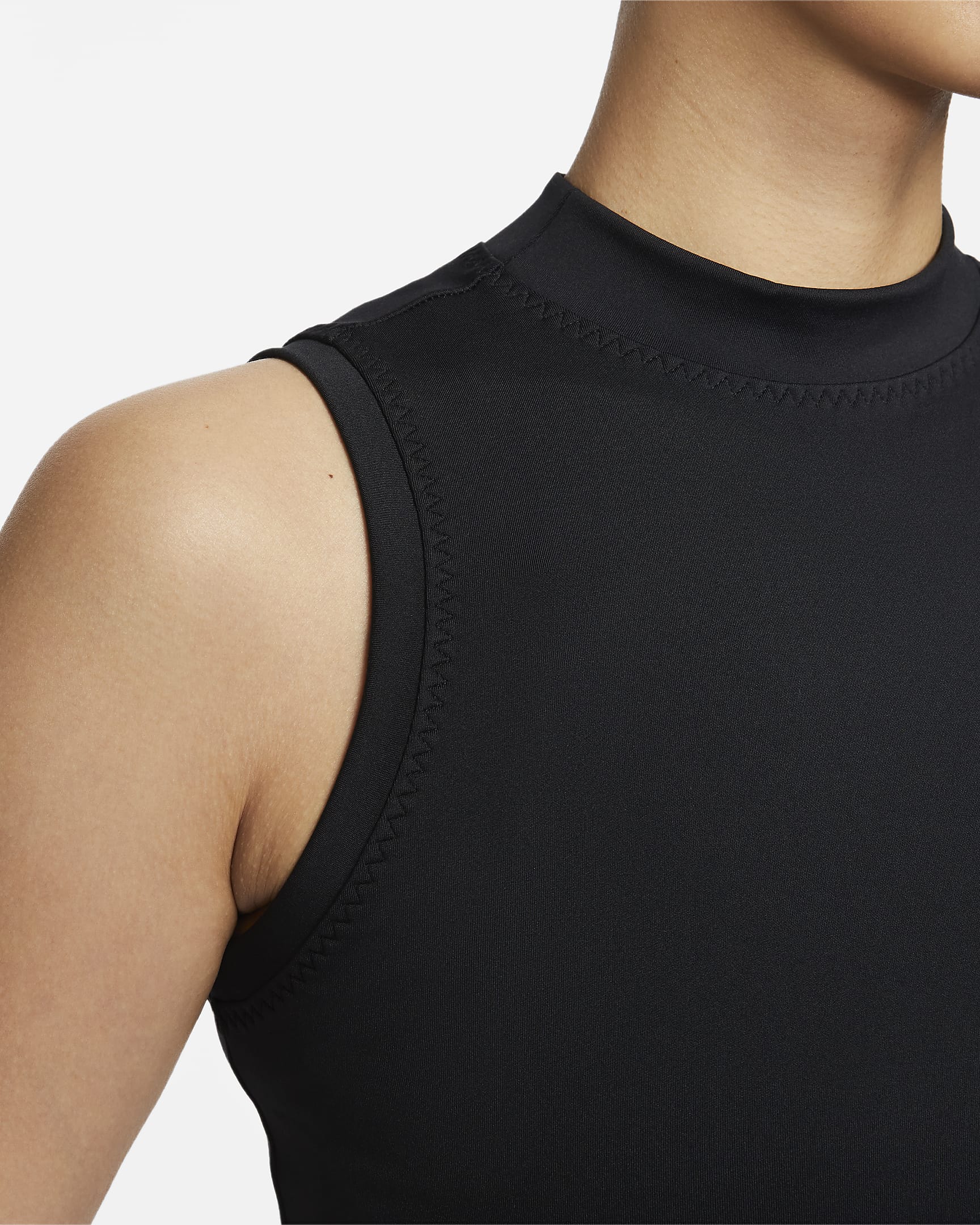 Nike One Fitted Women's Dri-FIT Mock-Neck Cropped Tank Top - Black