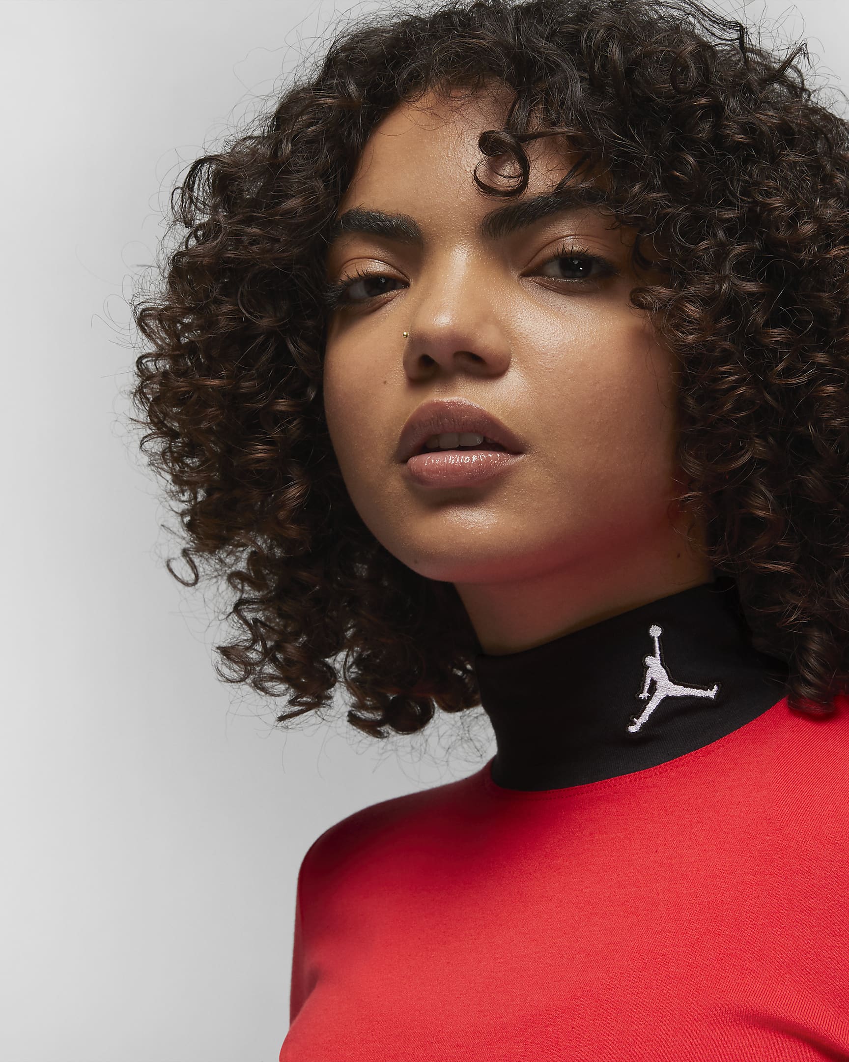 Haut ?� manches longues et col montant Jordan Flight pour Femme. Nike BE