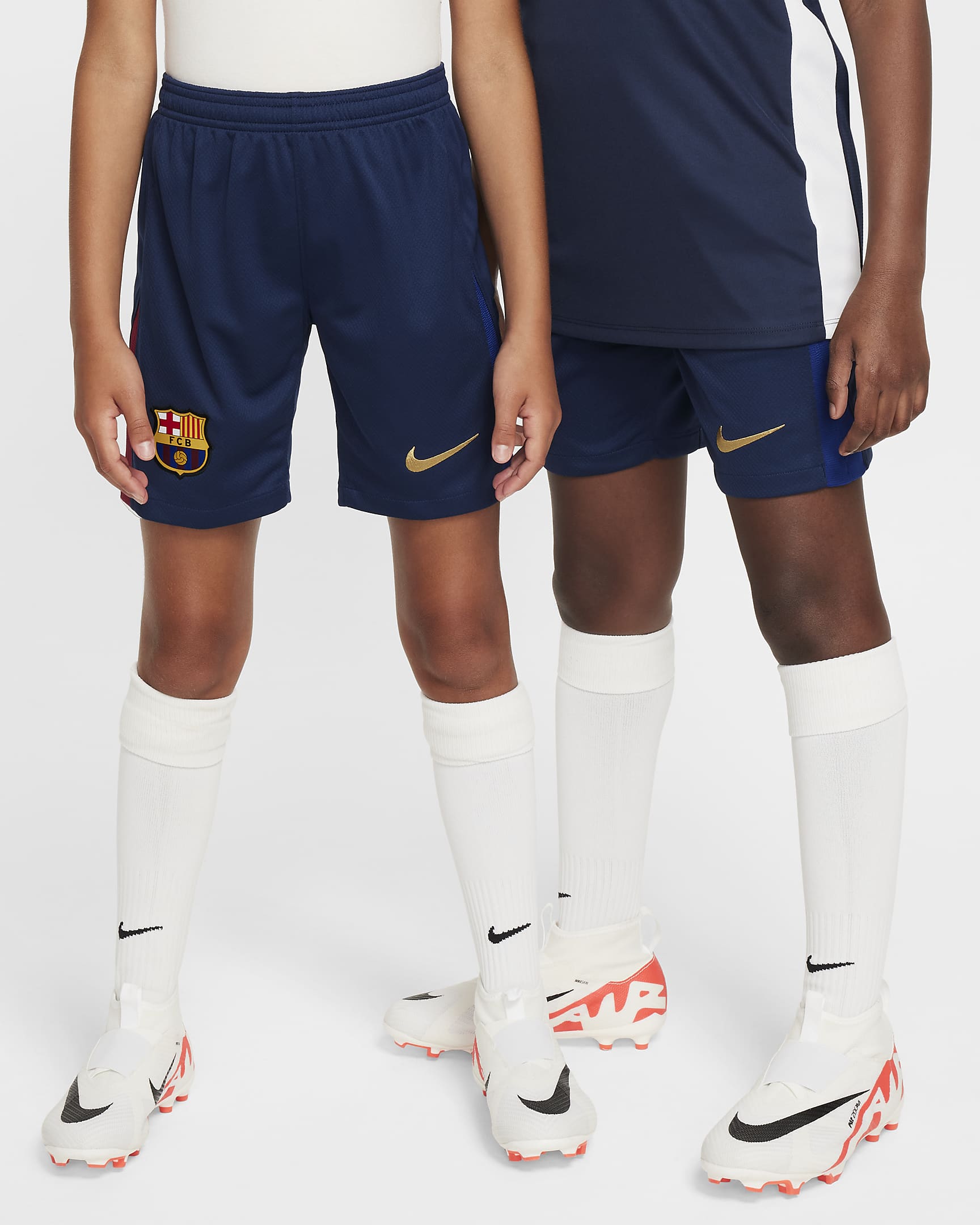 Primera equipación Stadium FC Barcelona 2024/25 Pantalón corto de fútbol Replica Nike Dri-FIT - Niño/a - Midnight Navy/Noble Red/Deep Royal Blue/Club Gold