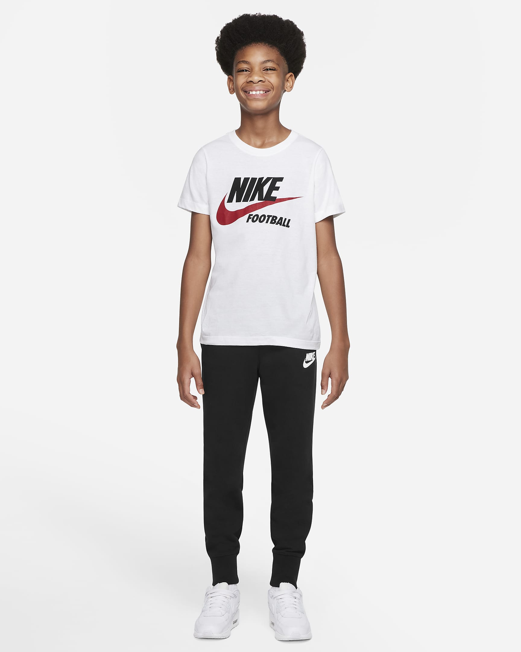 Playera para niños talla grande Nike Swoosh. Nike.com