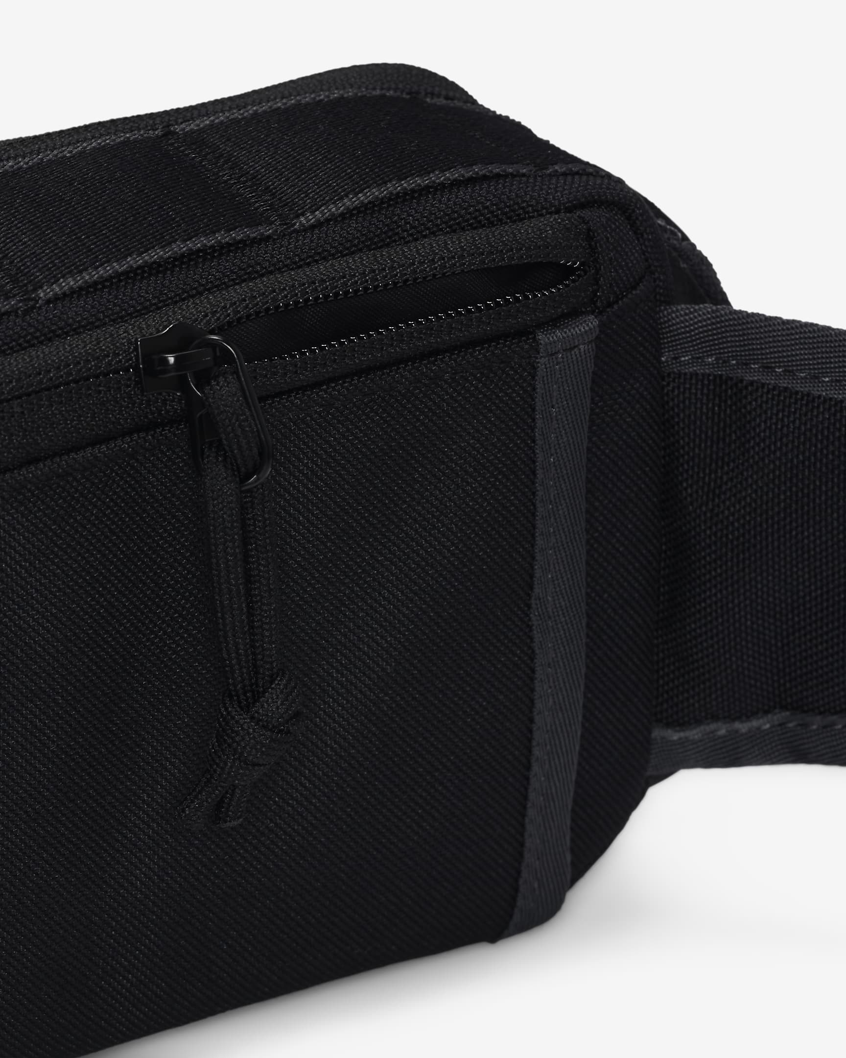 Nike Utility Speed Hip Pack (2L). Nike ID