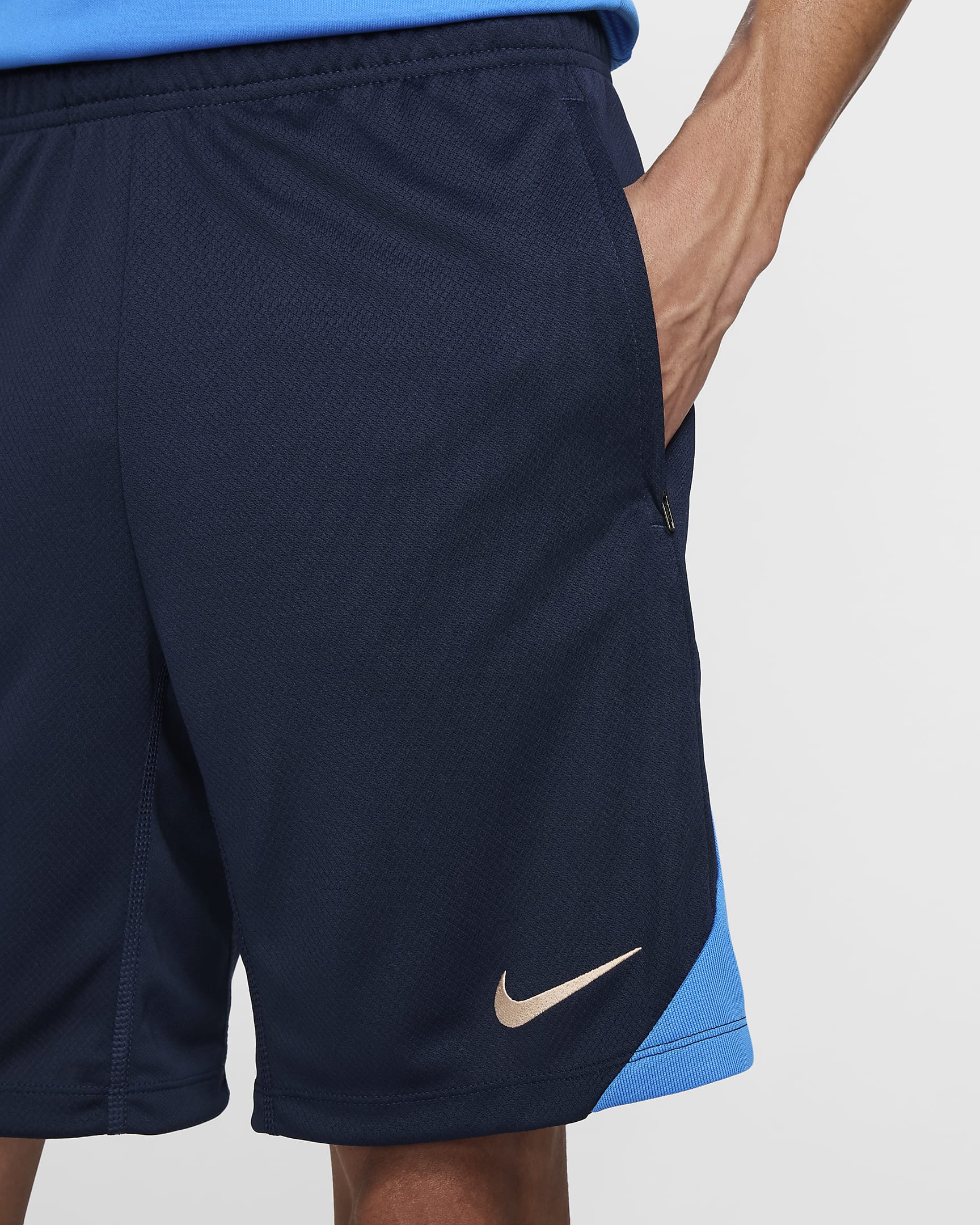 Chelsea F.C. Strike Men's Nike Dri-FIT Football Knit Shorts - Obsidian/Light Photo Blue/Guava Ice