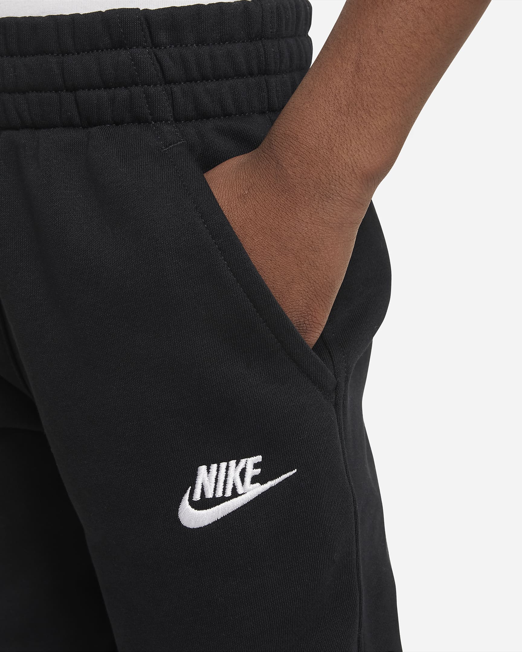 Nike Club Fleece Older Kids' French Terry Joggers - Black/White