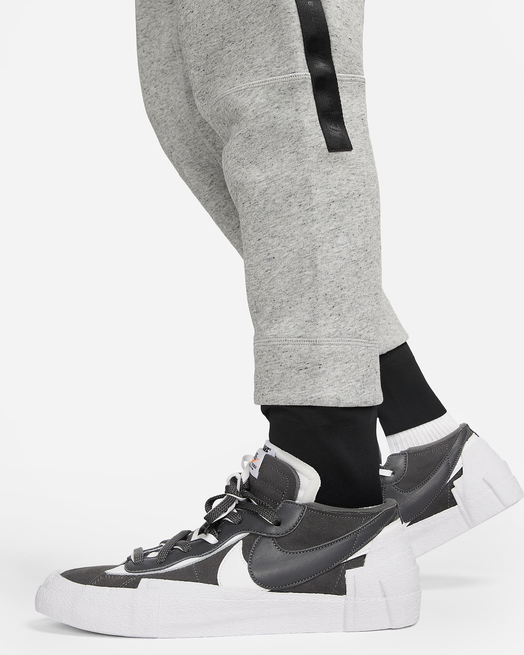 Nike x sacai Fleece Pants. Nike.com