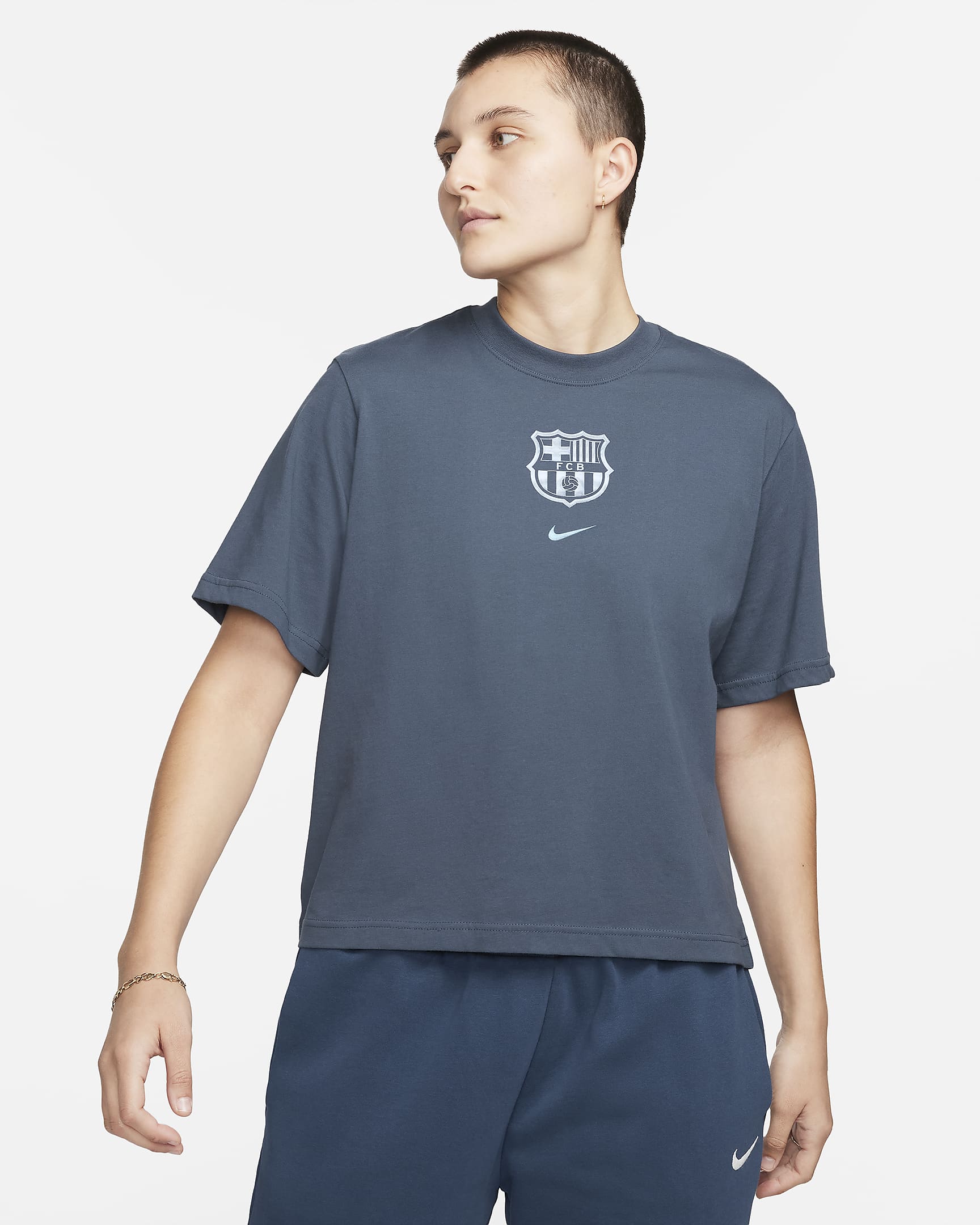 FC Barcelona Women's Nike Soccer Boxy T-Shirt - Thunder Blue