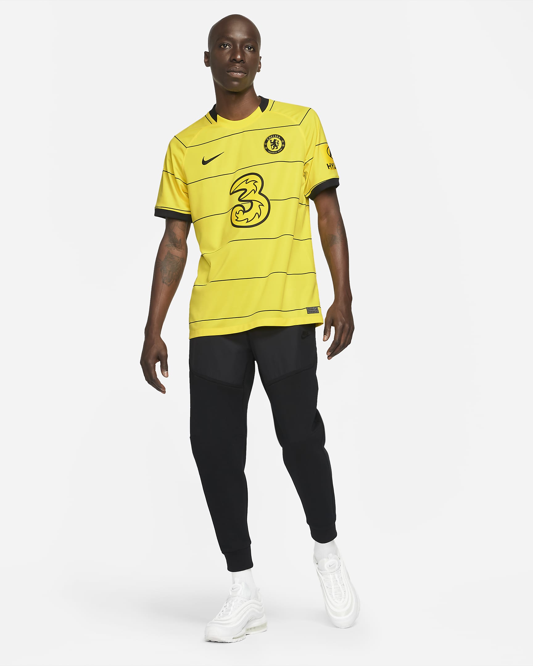 Chelsea F.C. 2021/22 Stadium Away Men's Football Shirt. Nike BG