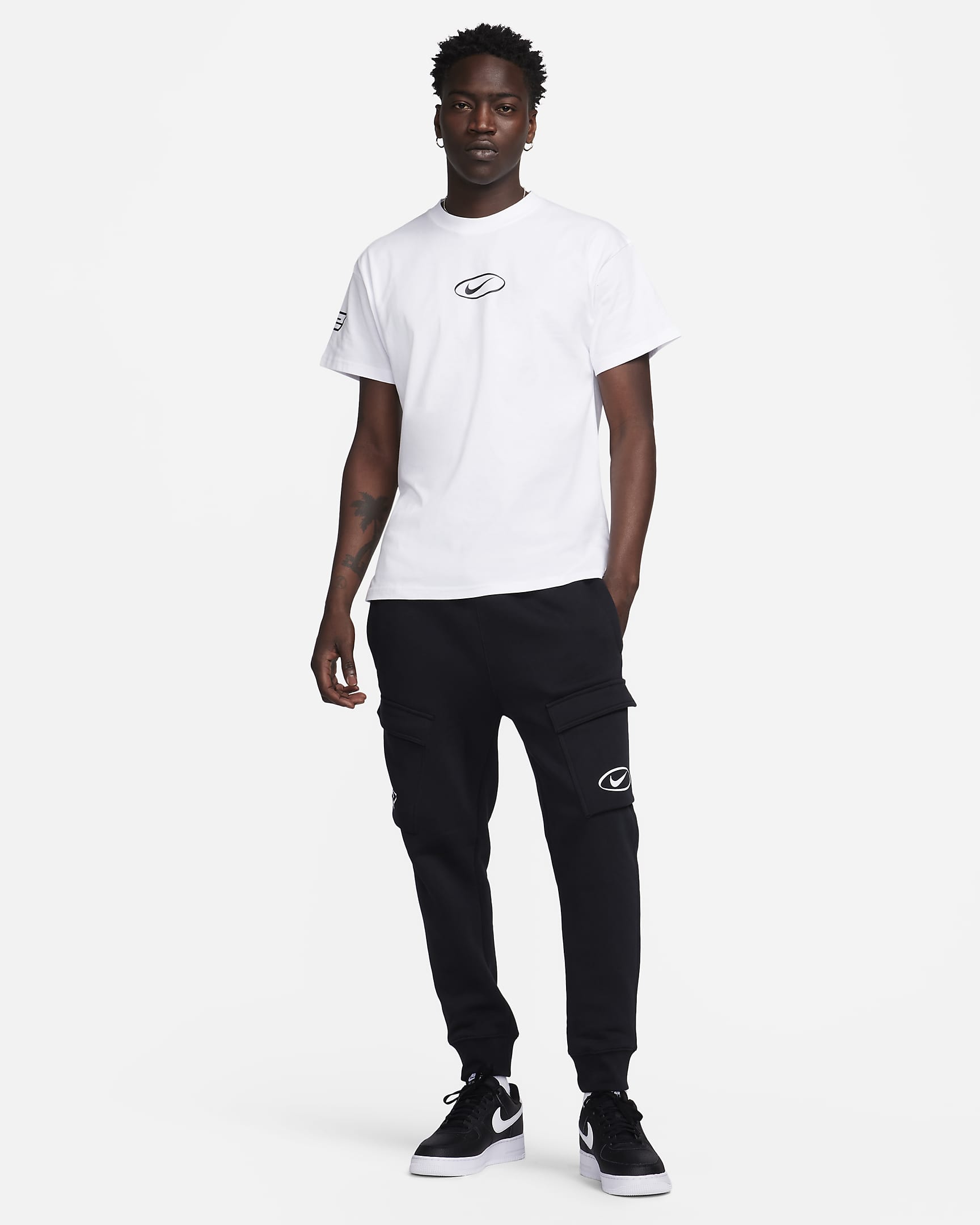 Nike Sportswear Men's Graphic TShirt. Nike RO