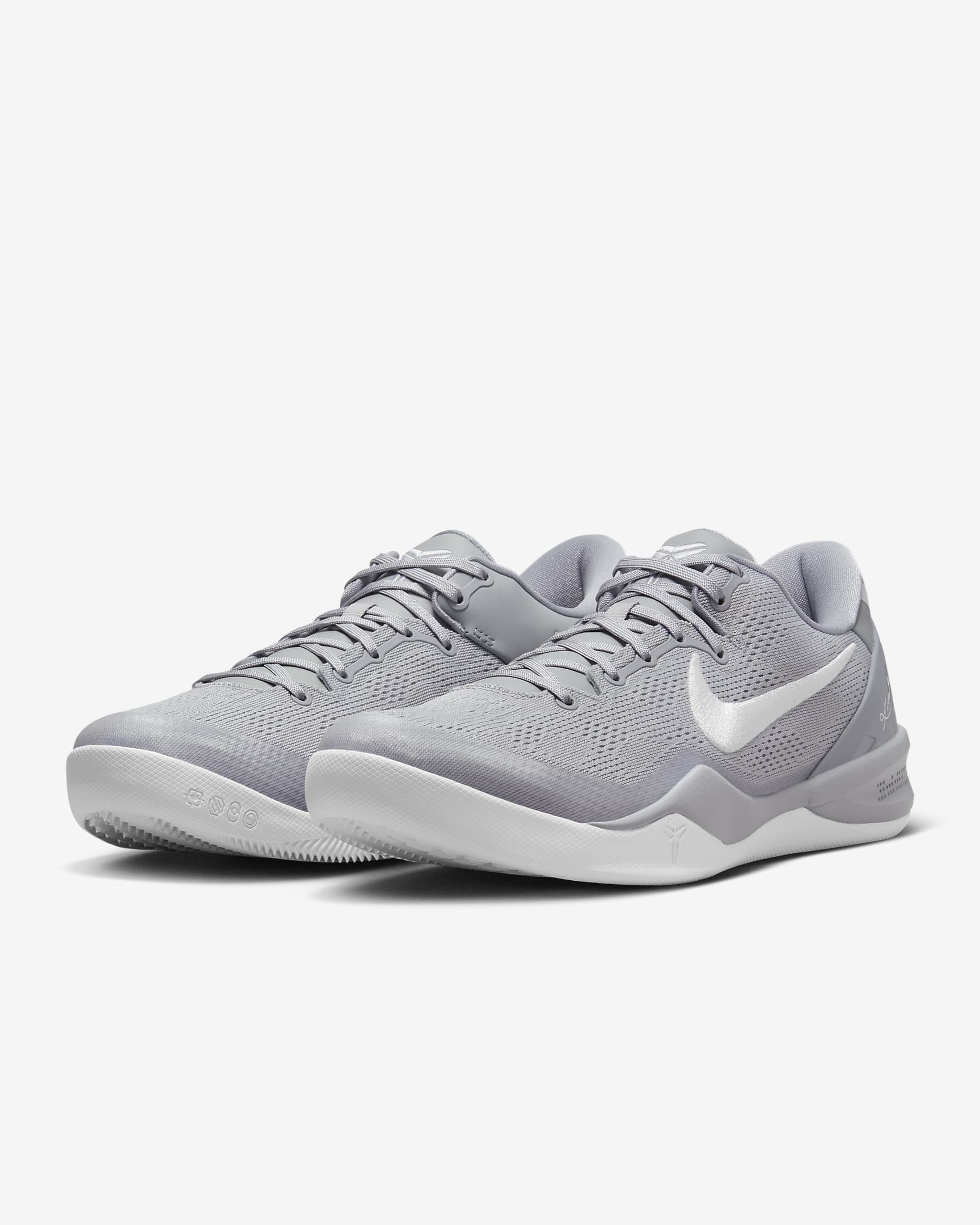 รองเท้าบาสเก็ตบอล Kobe VIII Protro - Wolf Grey/Wolf Grey/ขาว