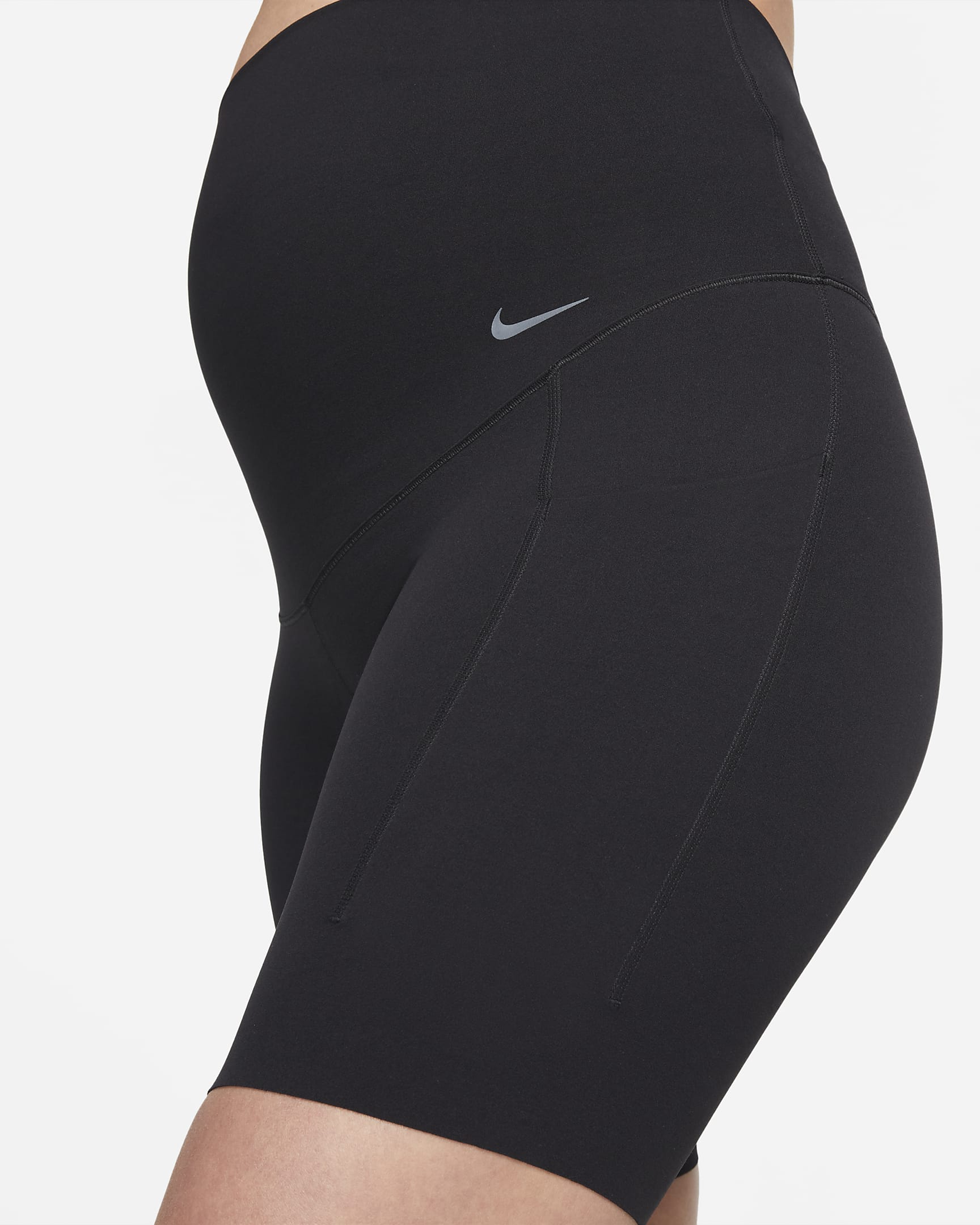 Nike Zenvy (M) bikershorts met zakken en iets ondersteunende hoge taille voor dames (21 cm, zwangerschapskleding) - Zwart