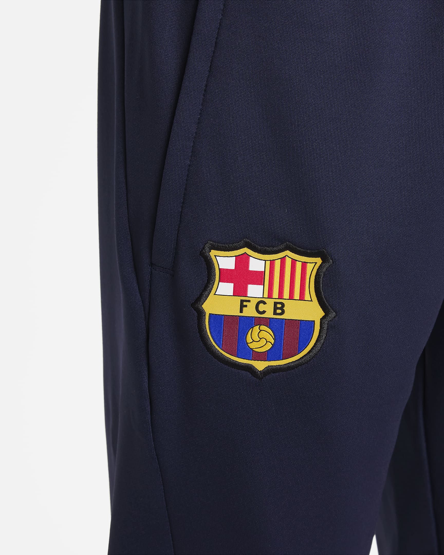 F.C. Barcelona Strike Older Kids' Nike Dri-FIT Football Pants. Nike UK