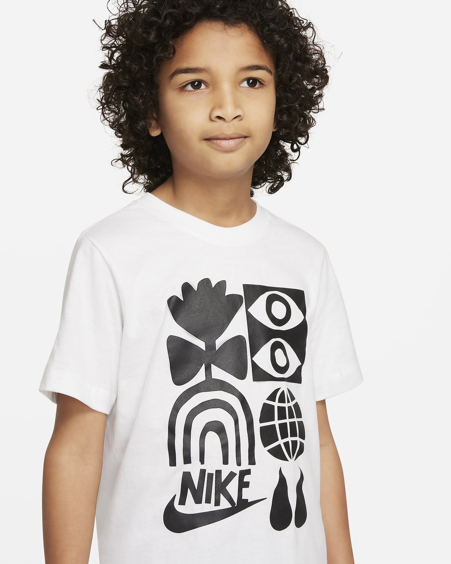 Nike Sportswear Older Kids' (Boys') T-Shirt. Nike PH