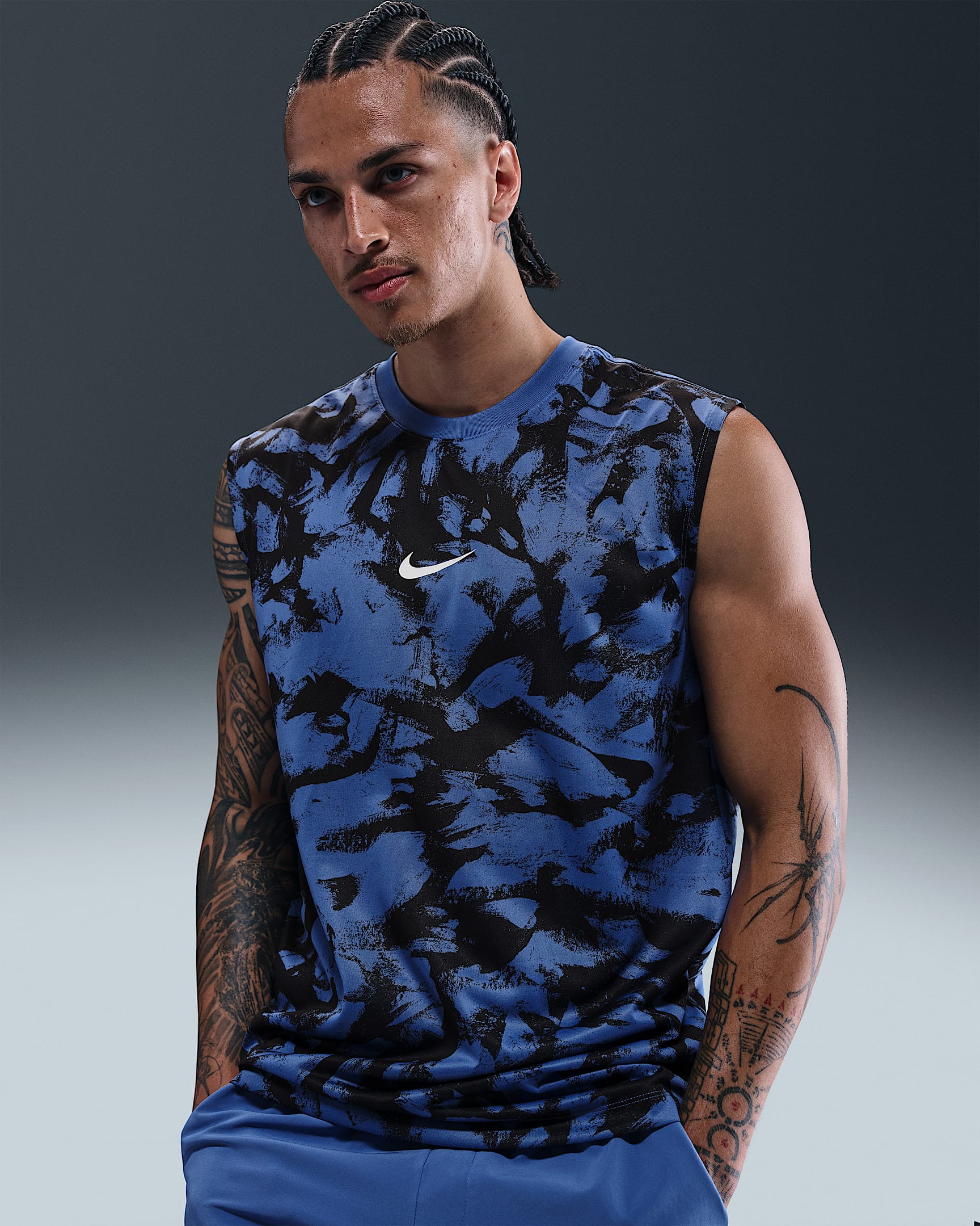 Nike Men's Dri-FIT Sleeveless Training T-Shirt - Comet Blue