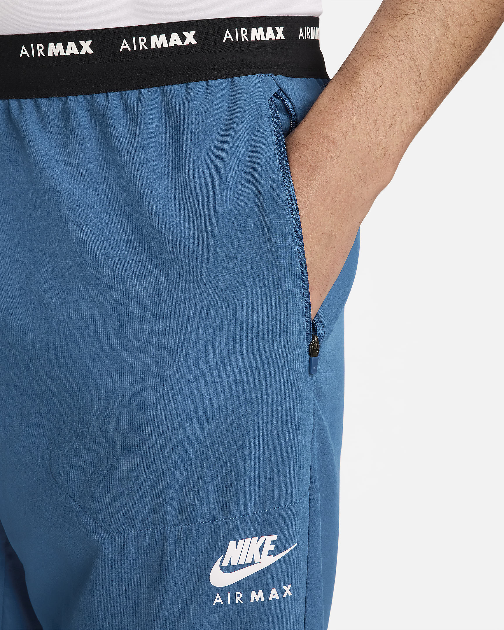 Nike Air Max Men's Dri-FIT Woven Trousers. Nike SE