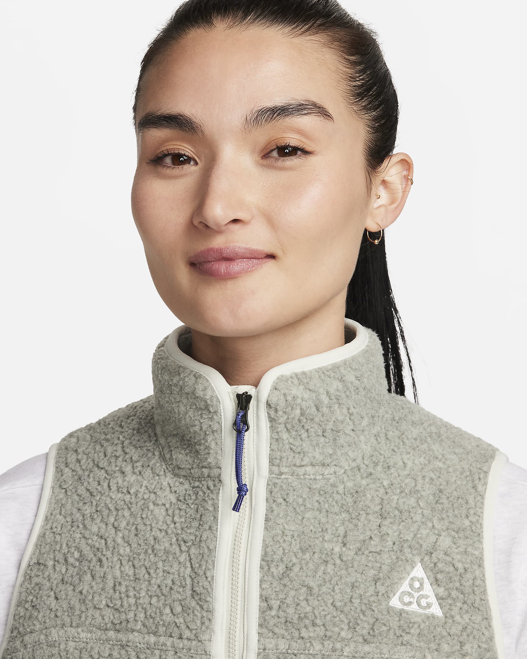 Nike ACG "Arctic Wolf" Women's Gilet. Nike ID