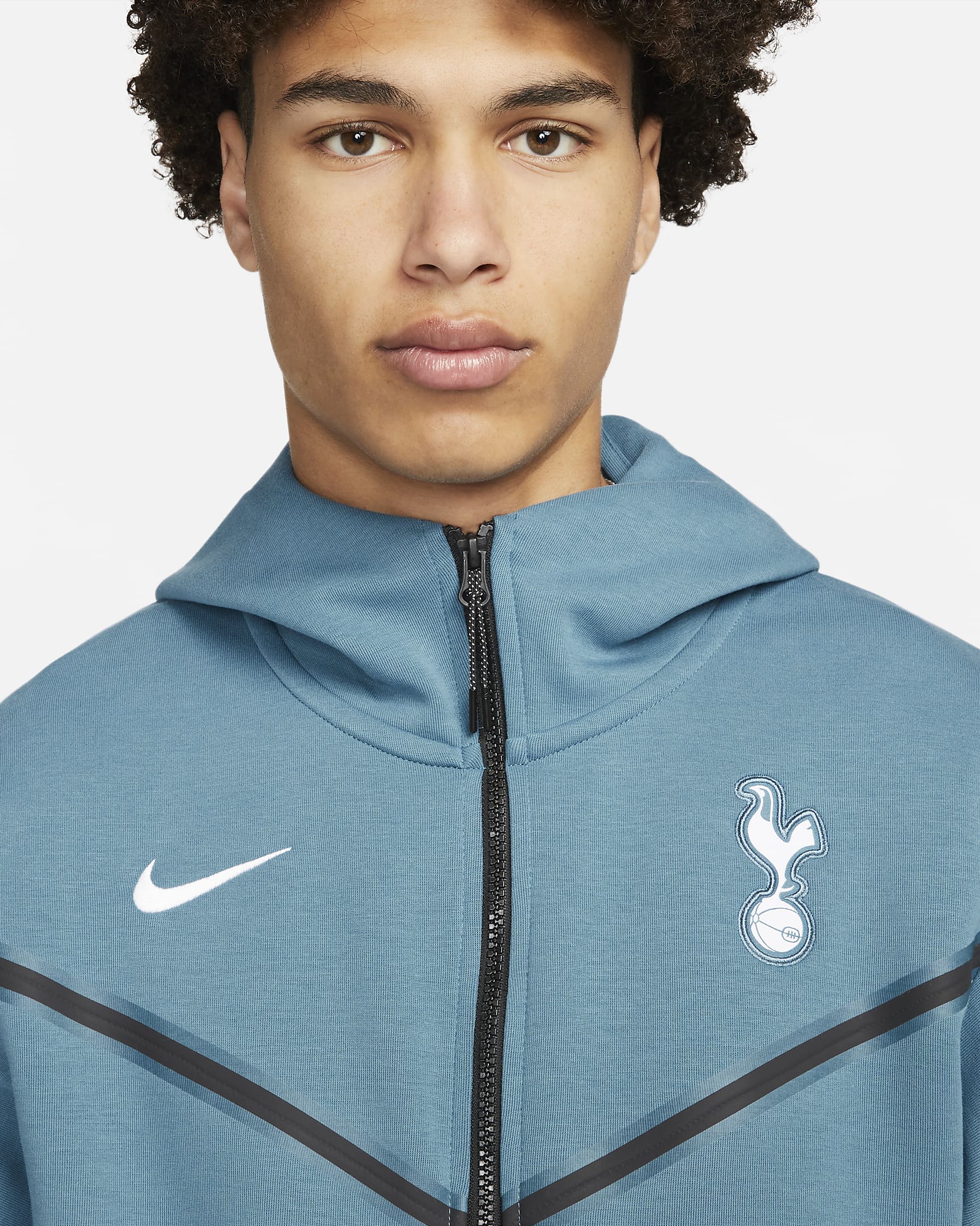 Tottenham Hotspur Tech Fleece Windrunner Men's Full-Zip Hoodie. Nike UK